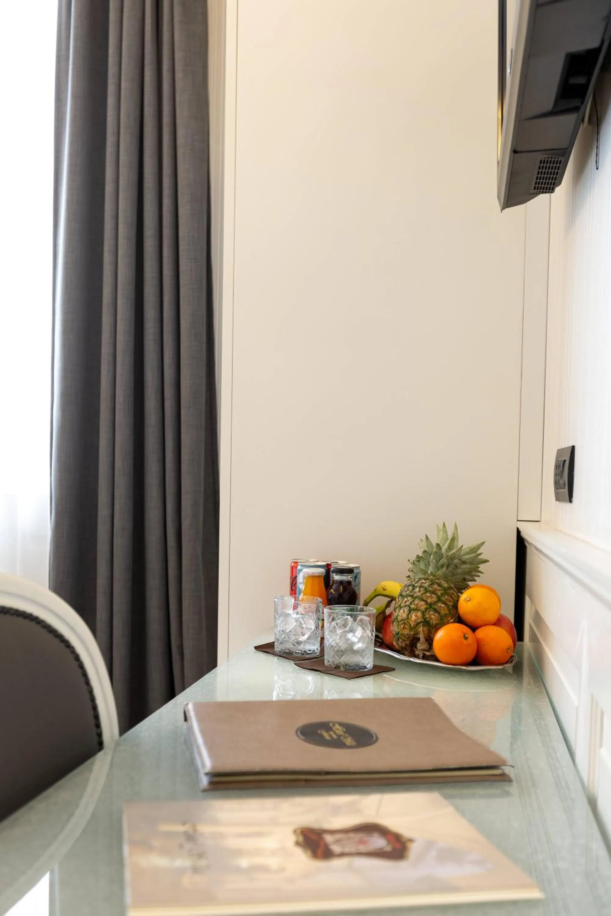 Decorative detail in Hotel Silla