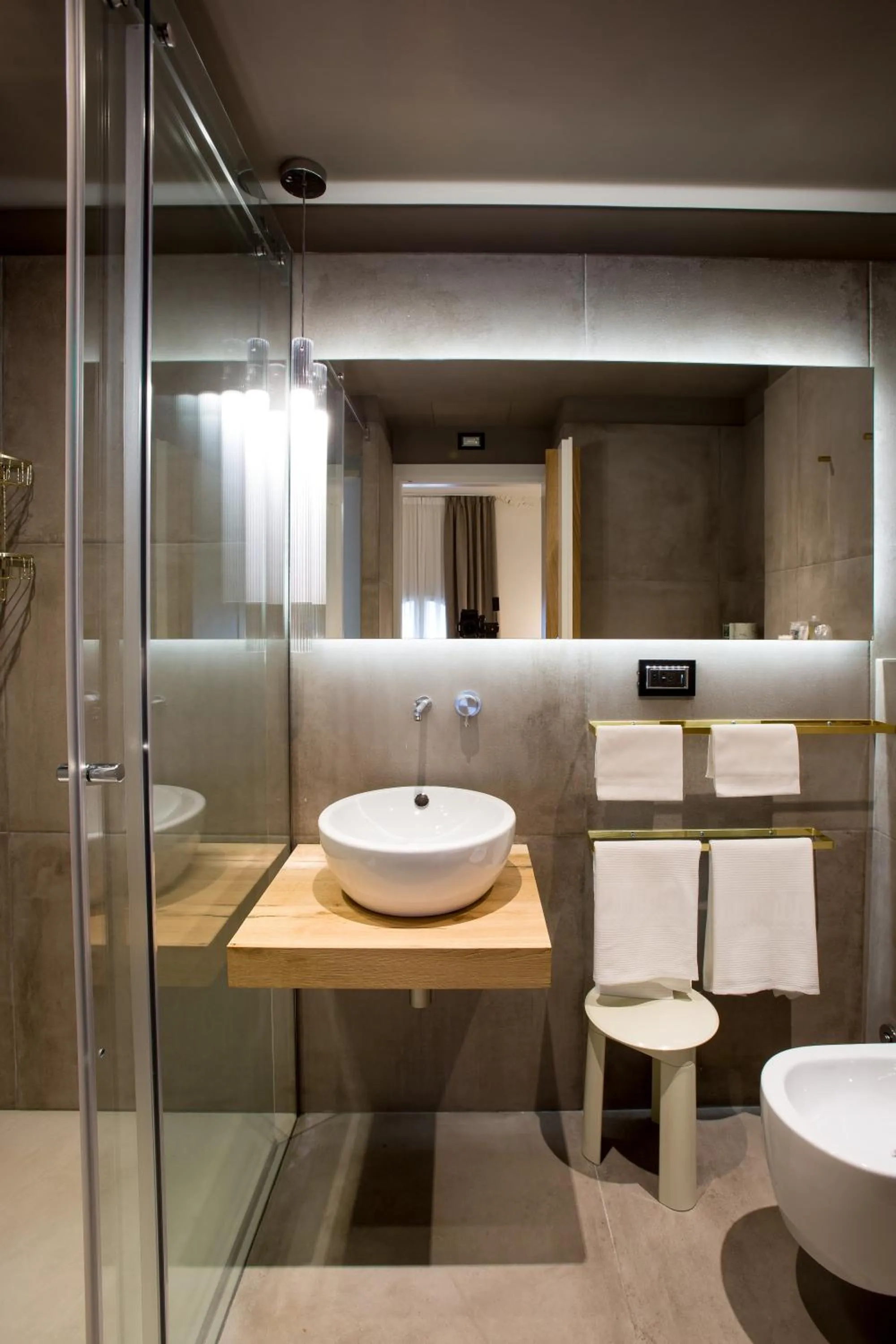 Bathroom in Hotel Silla