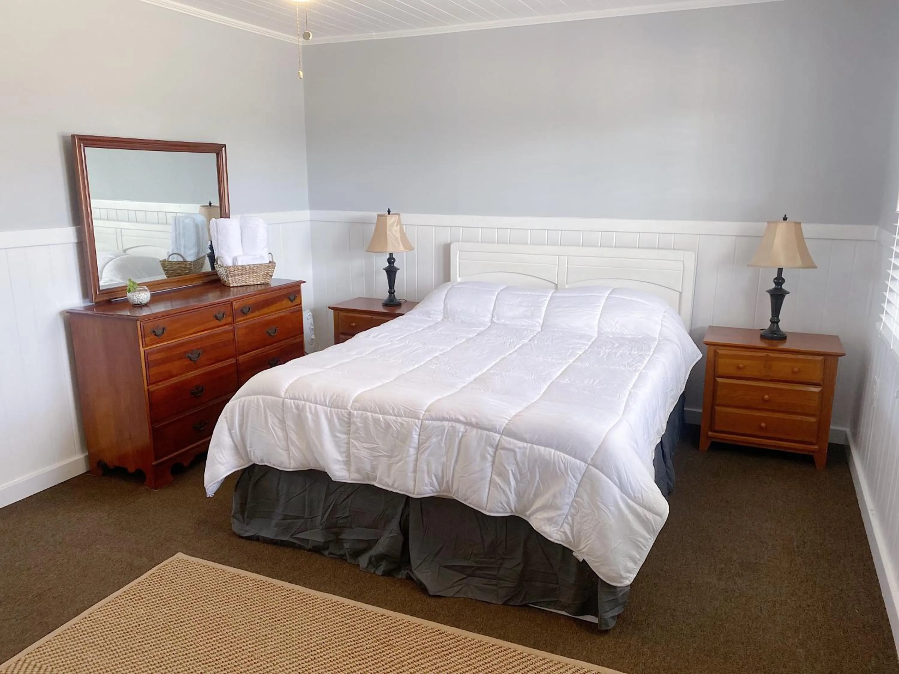 Bed in Tower Circle Motel