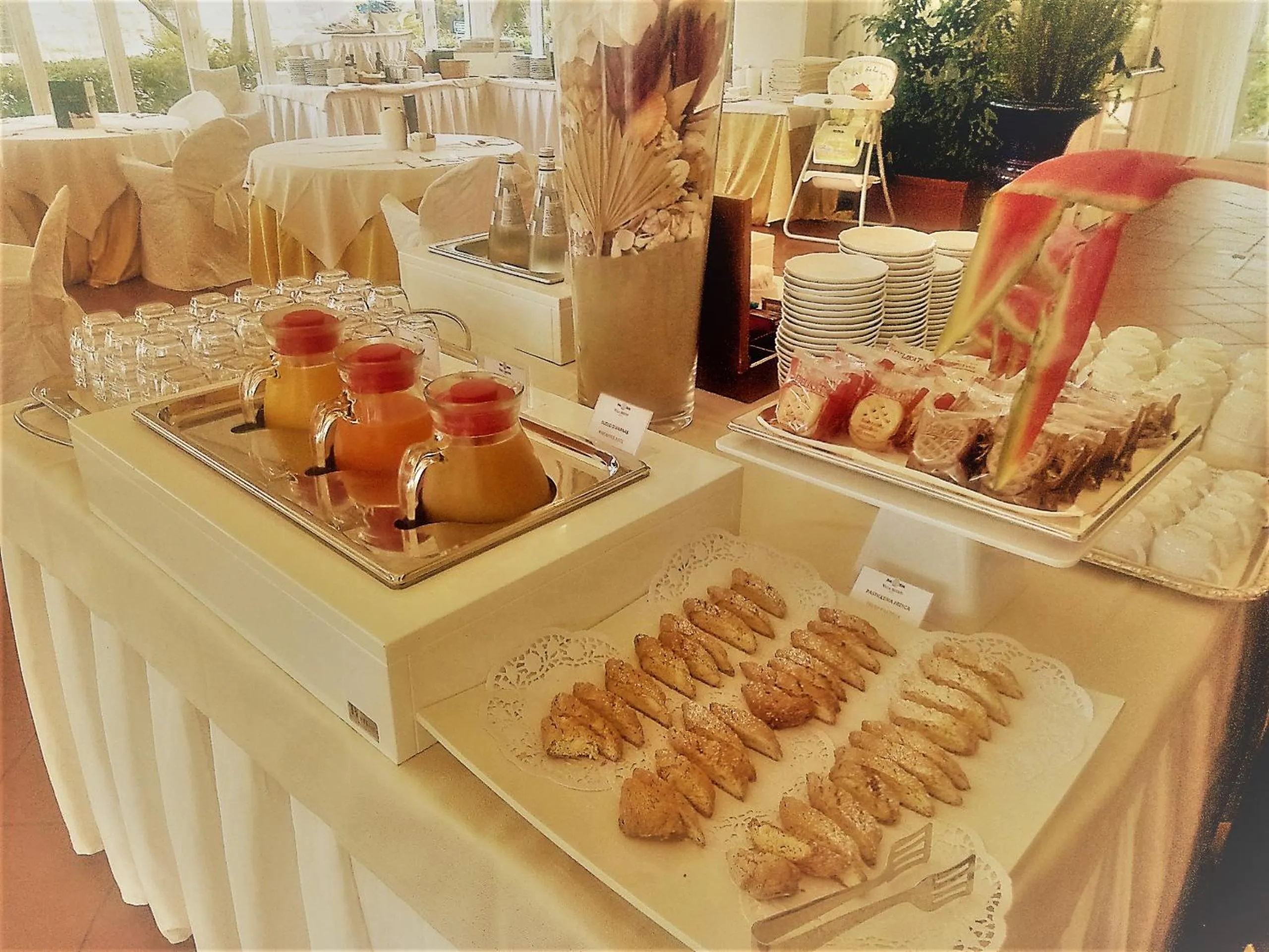 Breakfast in Park Hotel Villa Ariston