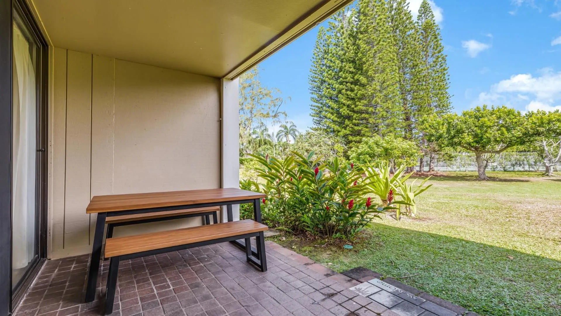 Beach Cozy North Shore Turtle Bay Condo