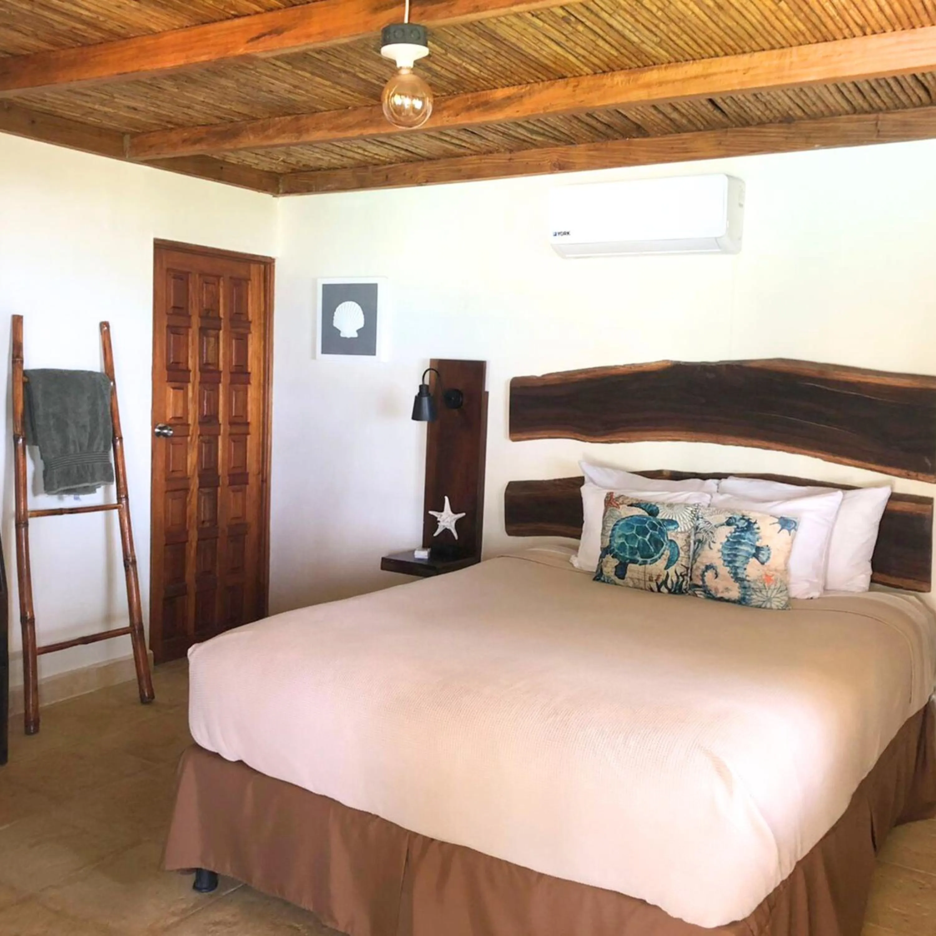 Bed in Casa del Golfo El Salvador