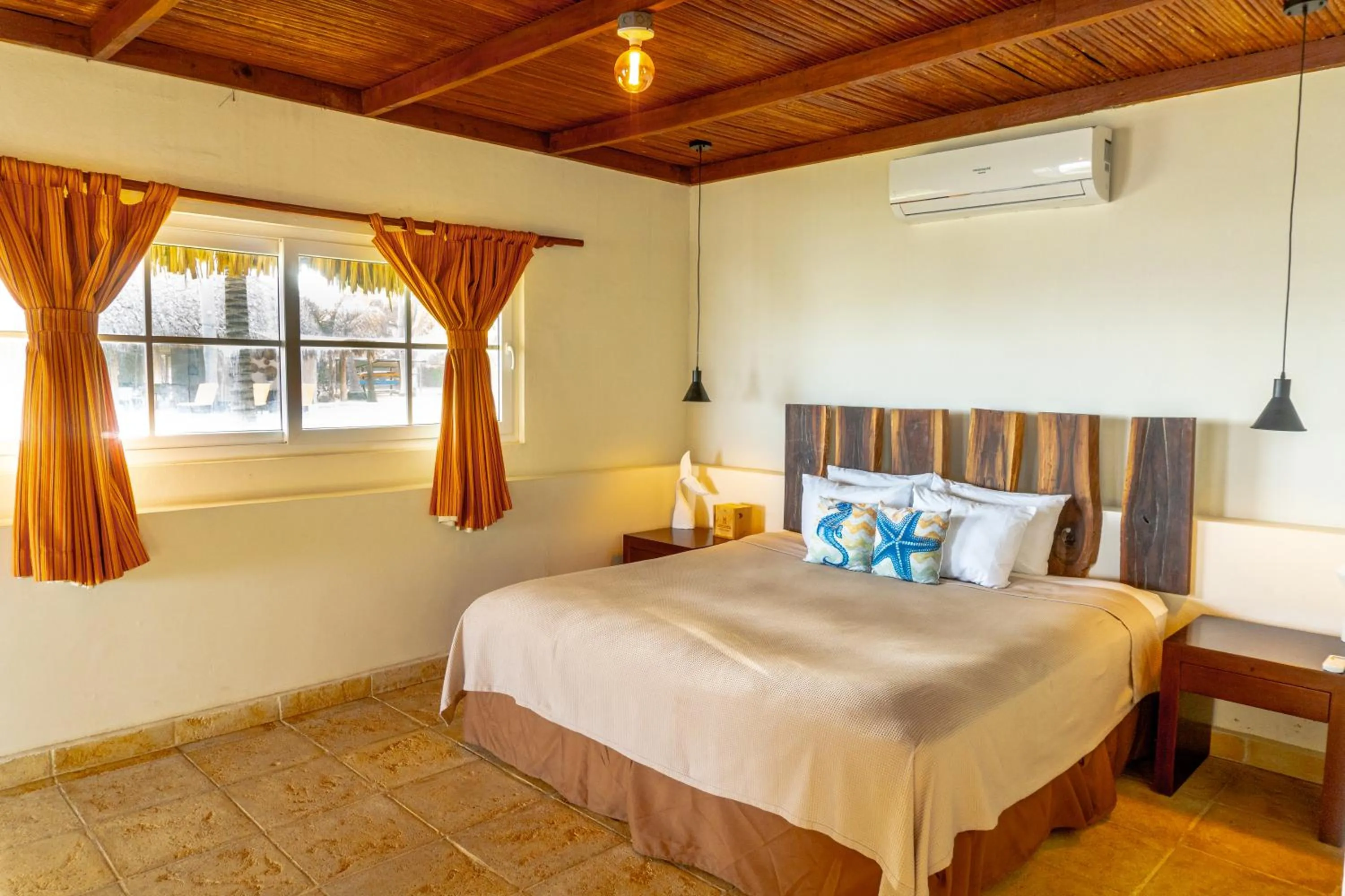 Bed in Casa del Golfo El Salvador