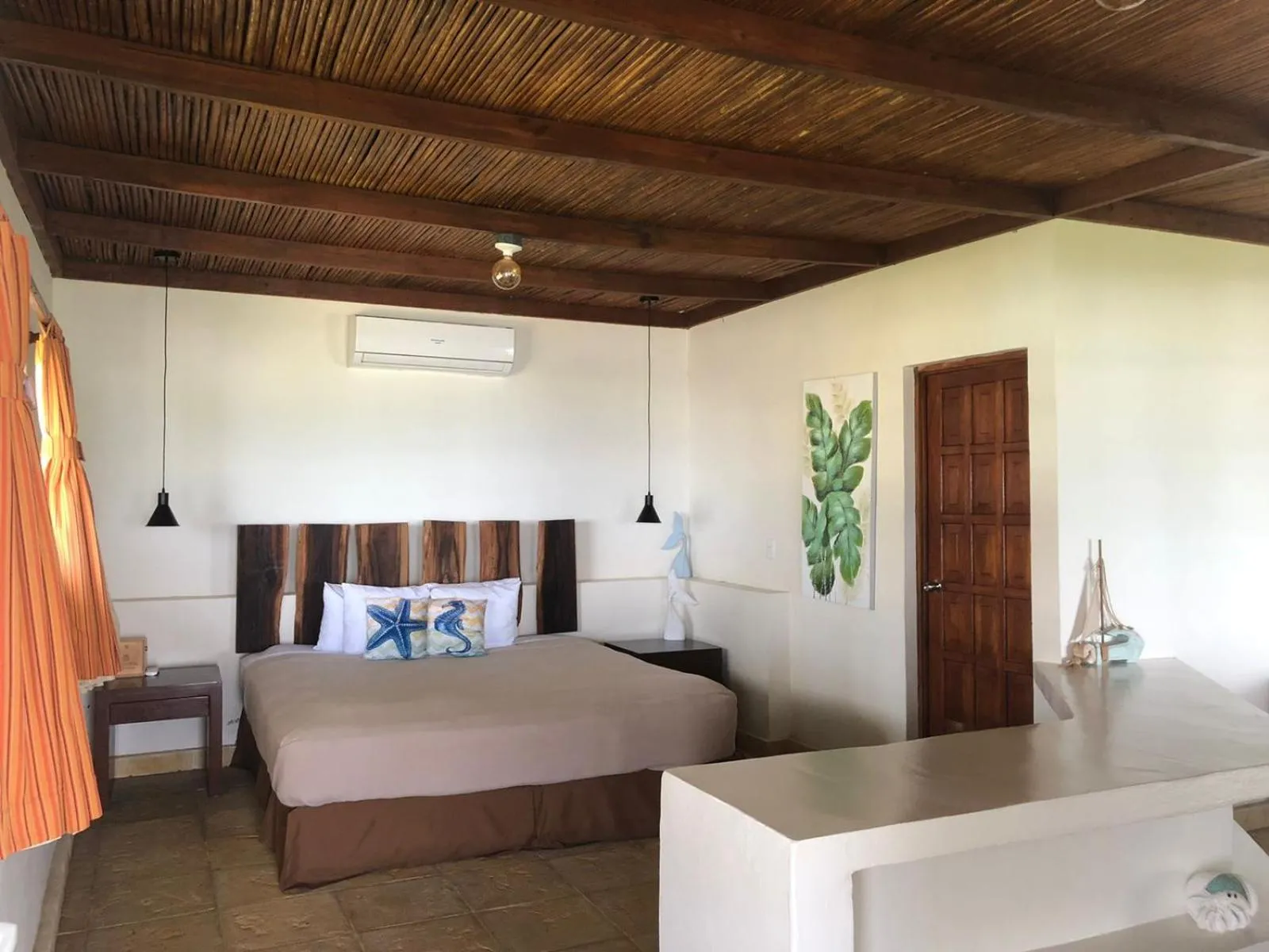 Bed in Casa del Golfo El Salvador