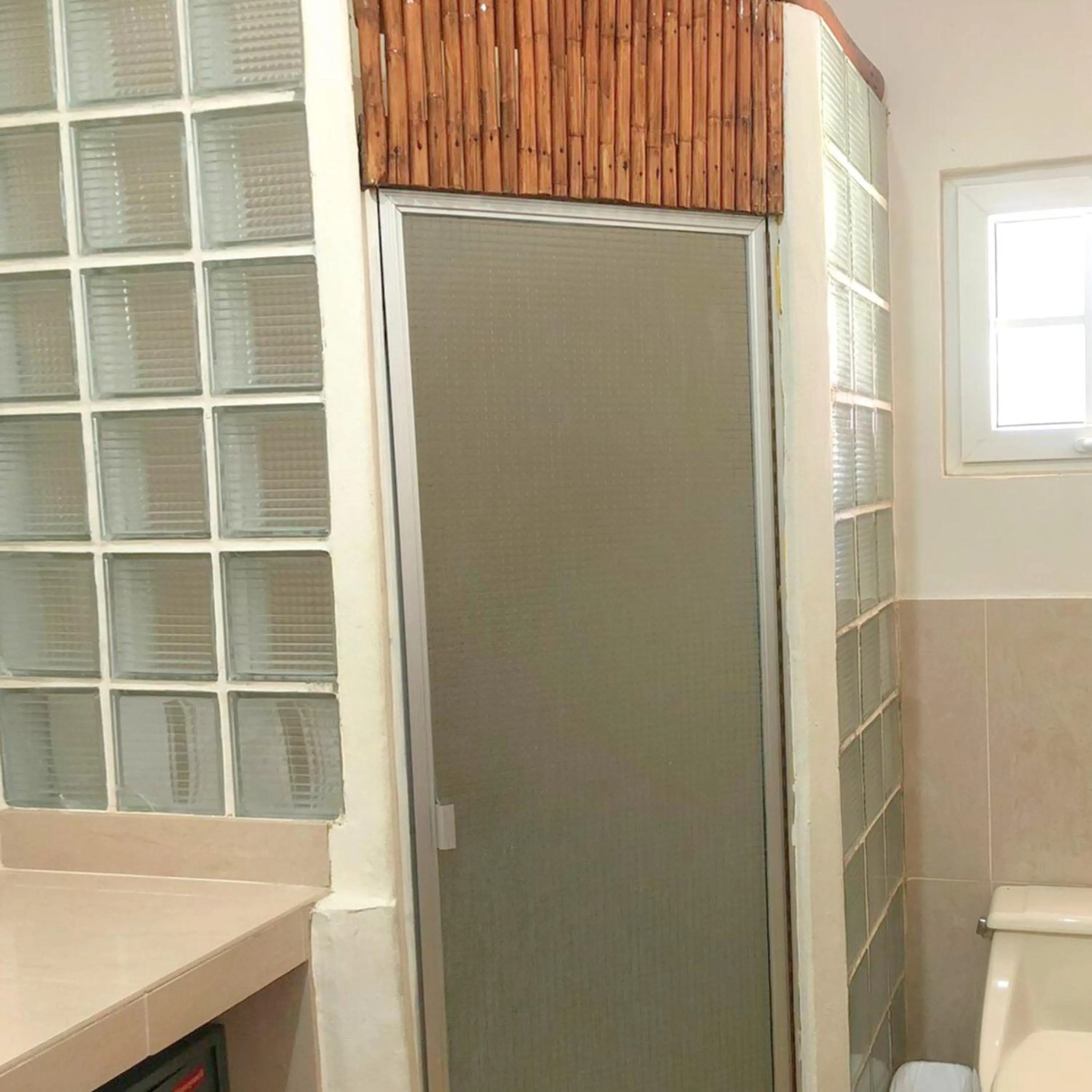 Shower in Casa del Golfo El Salvador