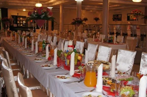 Restaurant/places to eat in Motel-Restauracja Ballaton