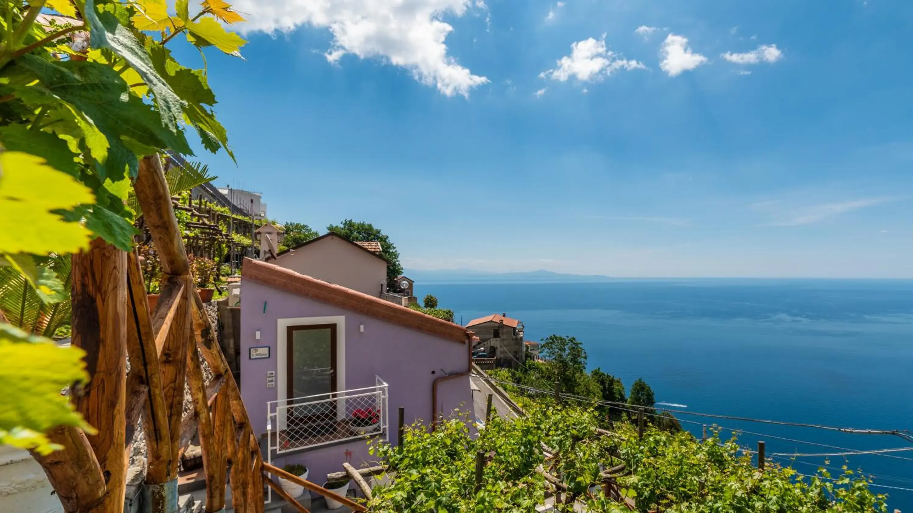 Property building in Albergo Diffuso Bacco Furore Property building in Albergo Diffuso Bacco Furore