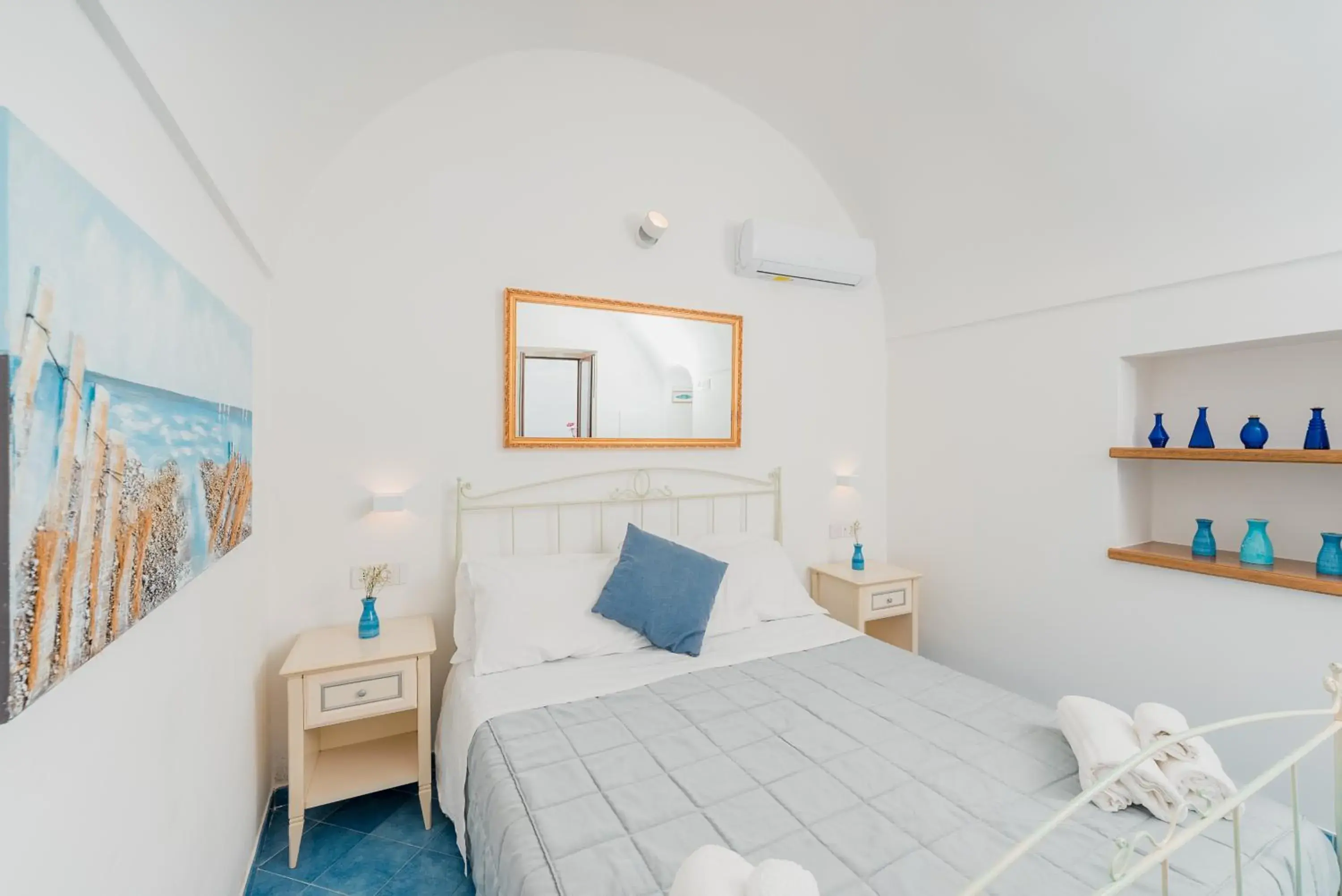 Bed in Albergo Diffuso Bacco Furore Bed in Albergo Diffuso Bacco Furore
