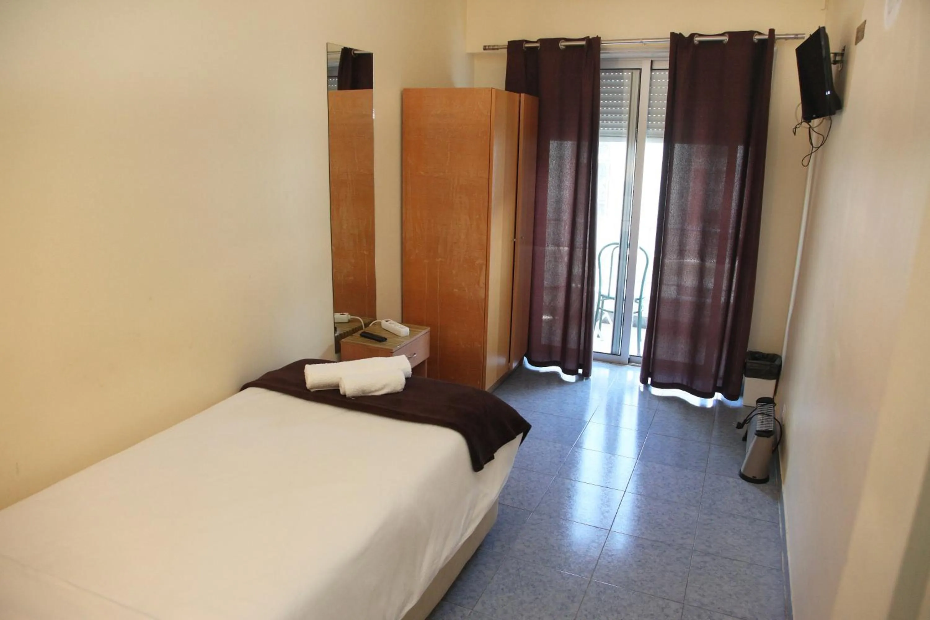 Decorative detail, Bed in Lisbon Suite Home