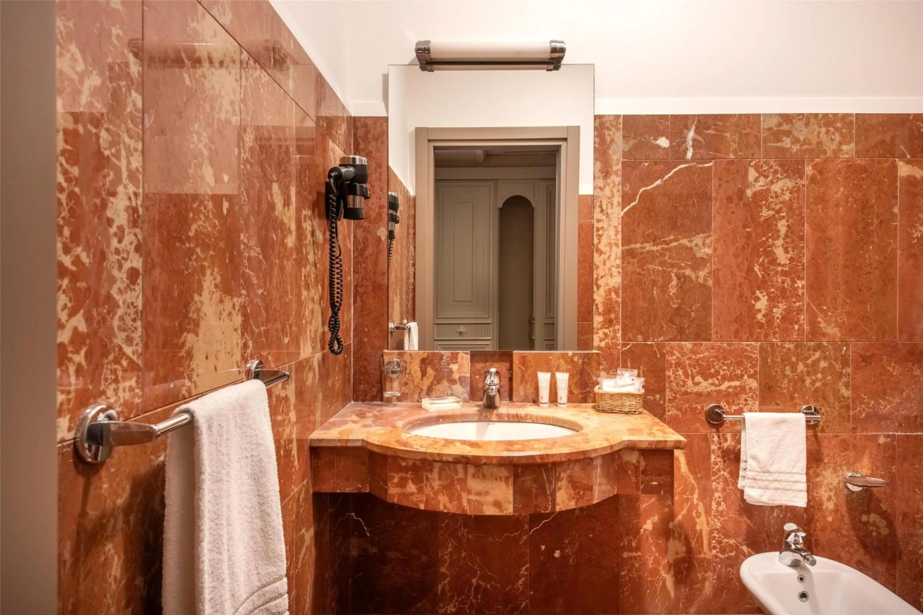 Bathroom in Best Western Hotel Stella d'Italia