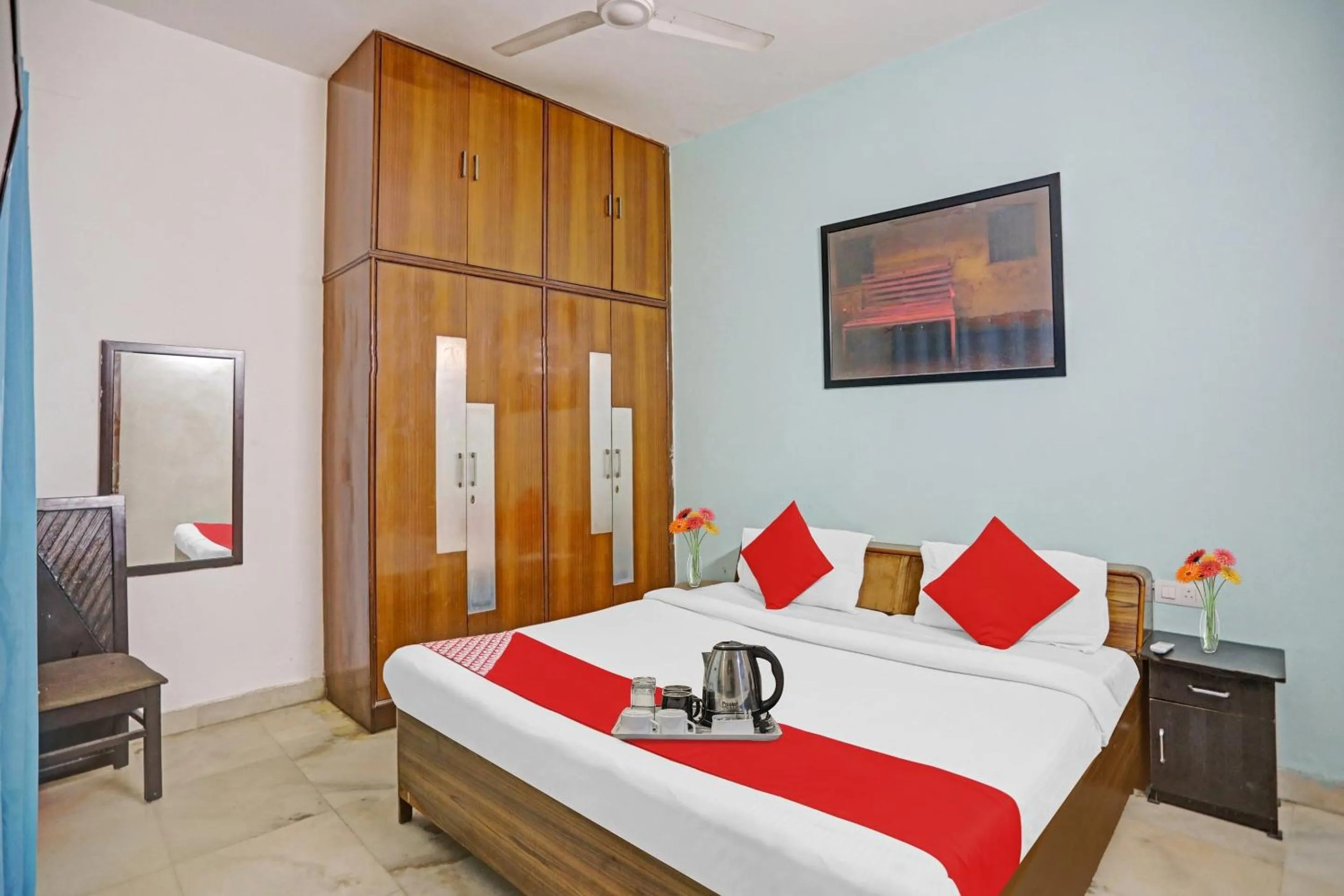 Bedroom, Bed in Hotel O Premium Stay Near Dlf Avenue Saket