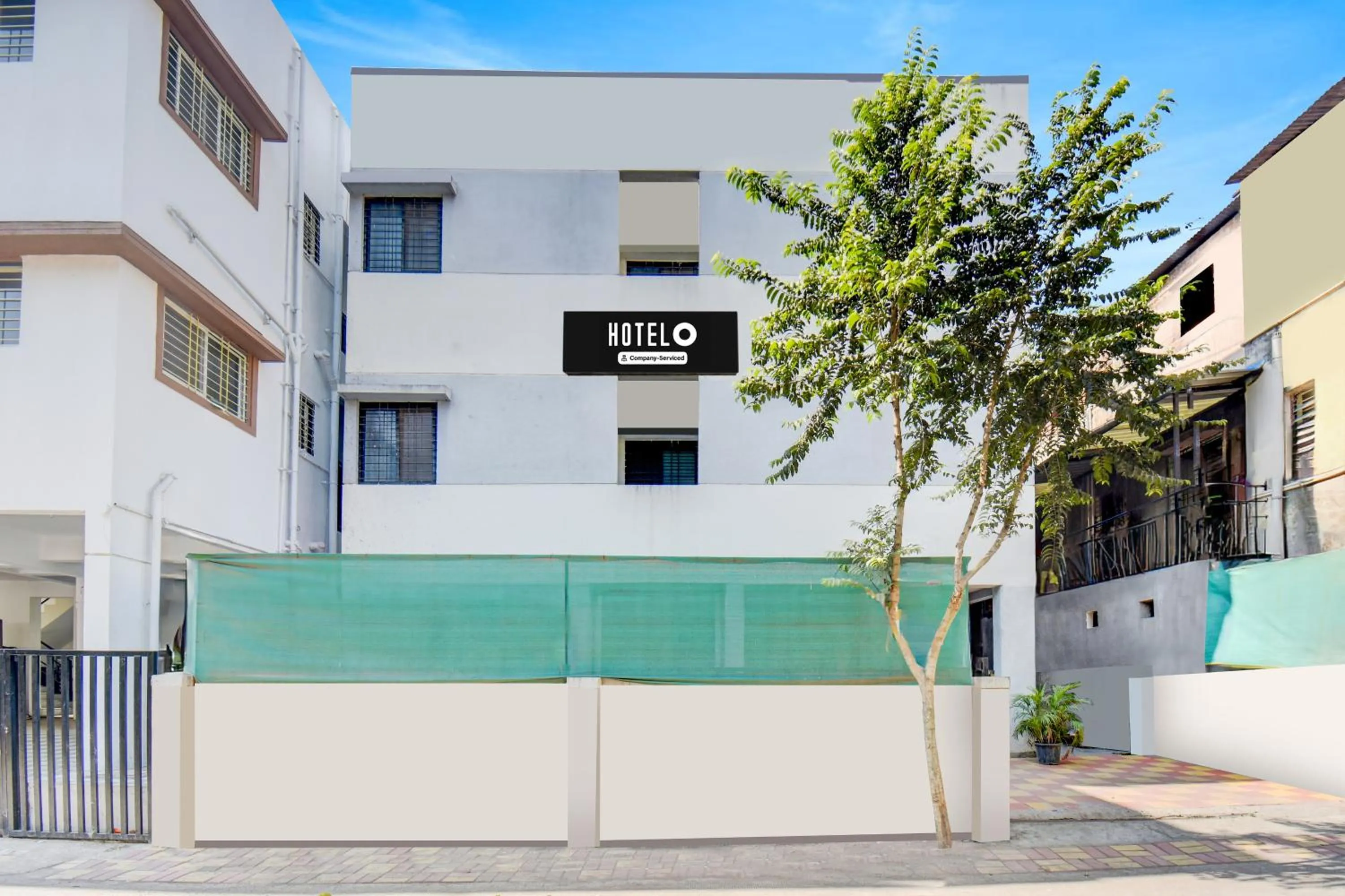 Facade/entrance in Hotel O Western Avenue Pune Formerly Happy Stay