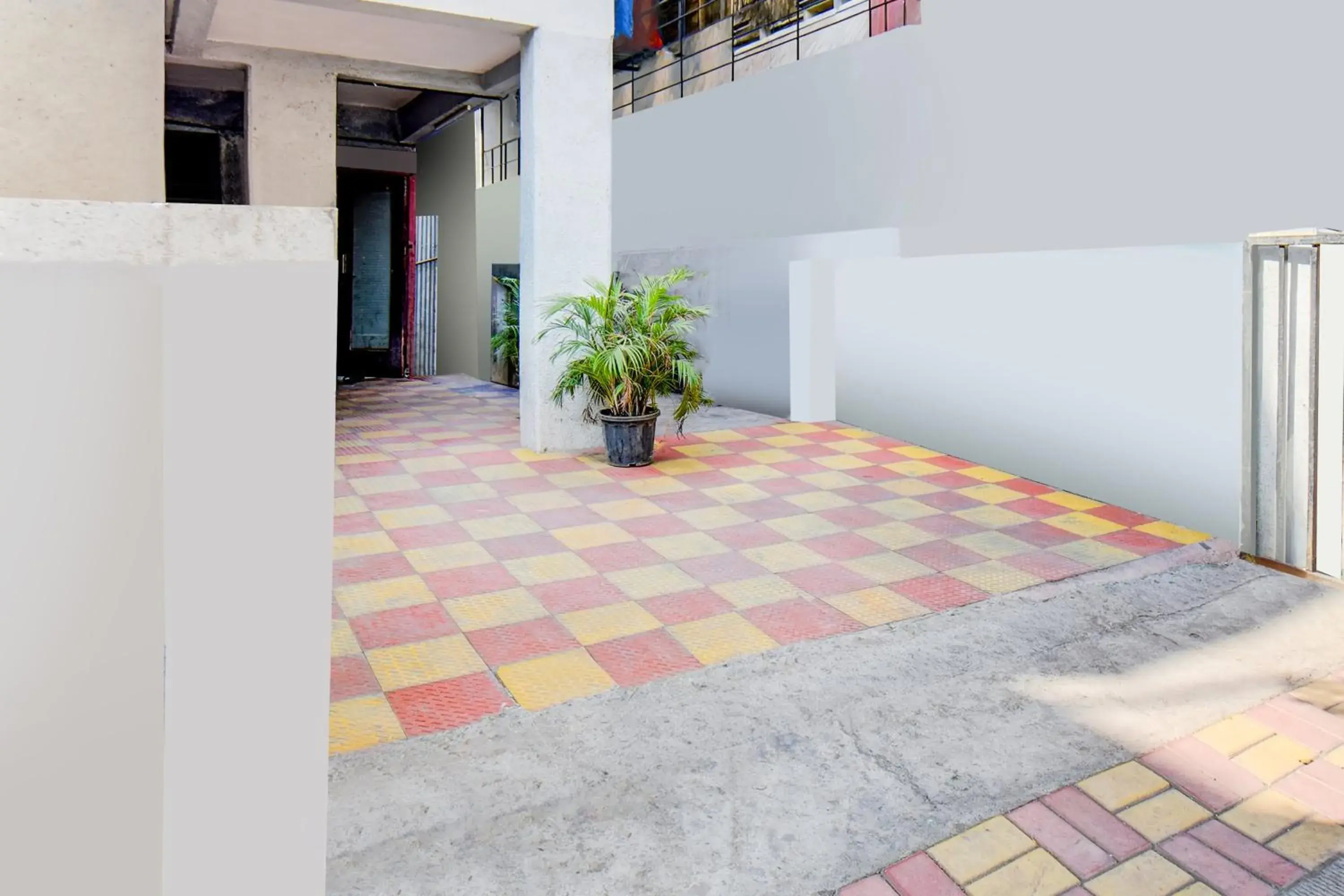 Facade/entrance in Hotel O Western Avenue Pune Formerly Happy Stay Facade/entrance in Hotel O Western Avenue Pune Formerly Happy Stay