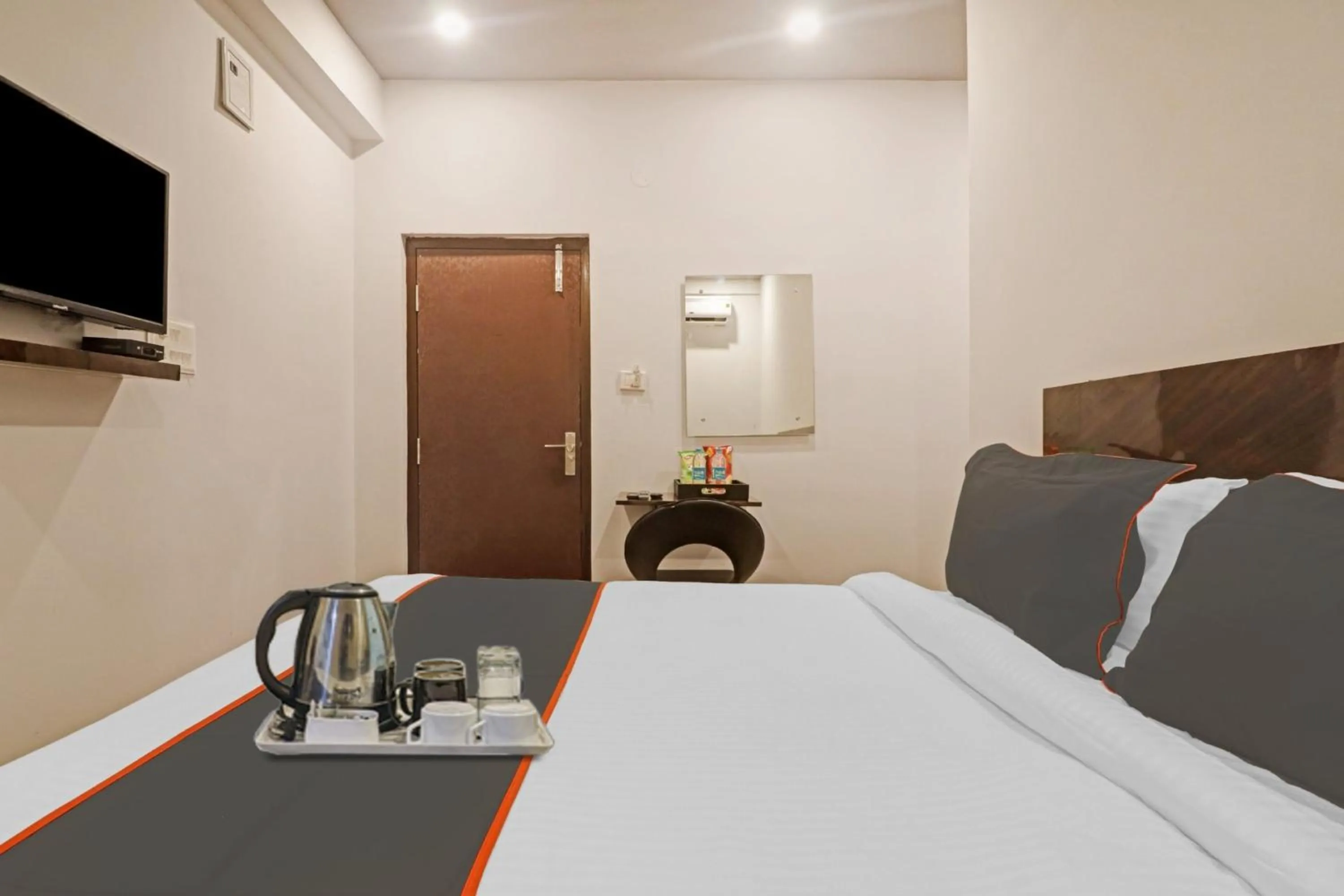 Bedroom, Bed in Super Townhouse RCC Pristine