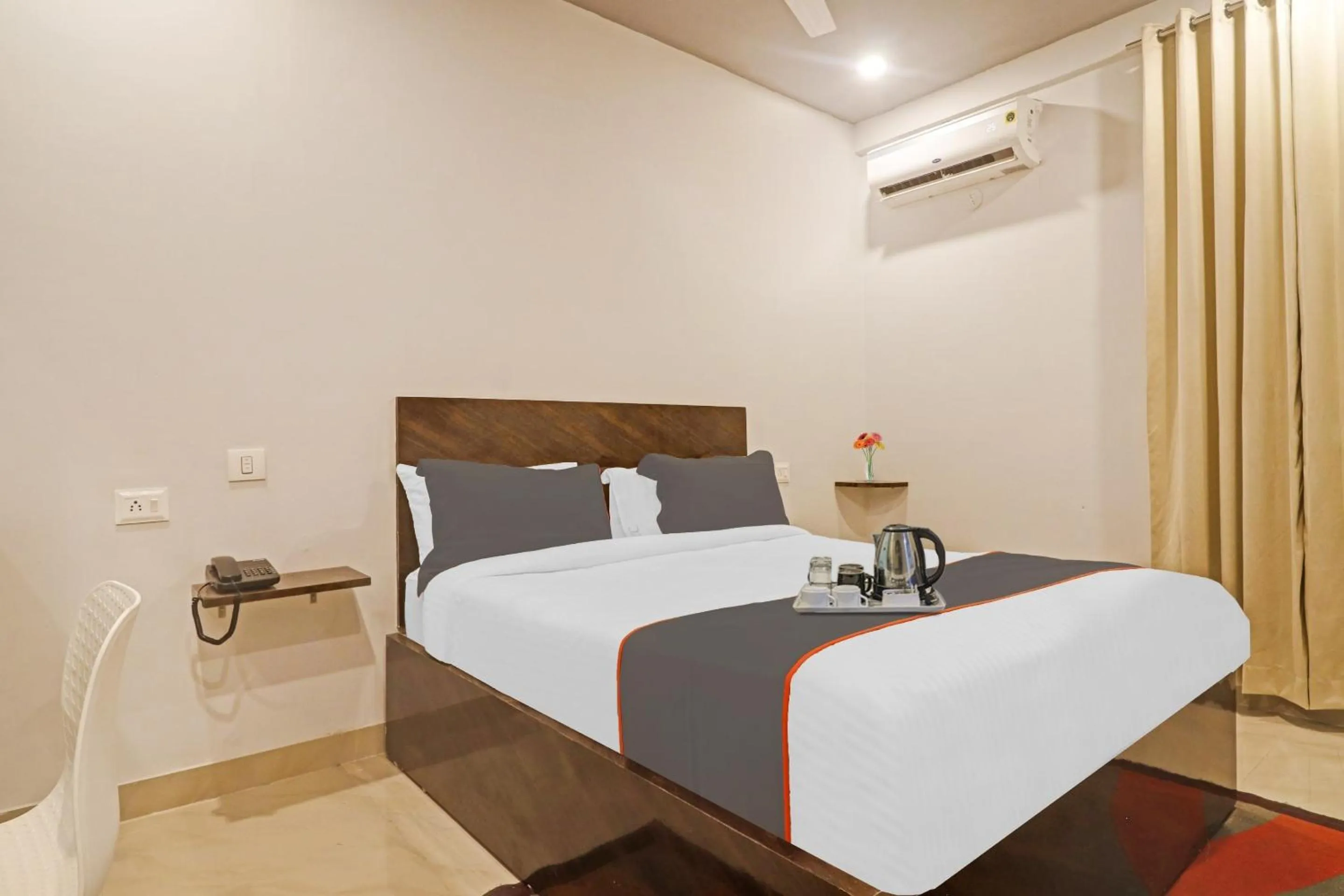 Bedroom, Bed in Super Townhouse RCC Pristine