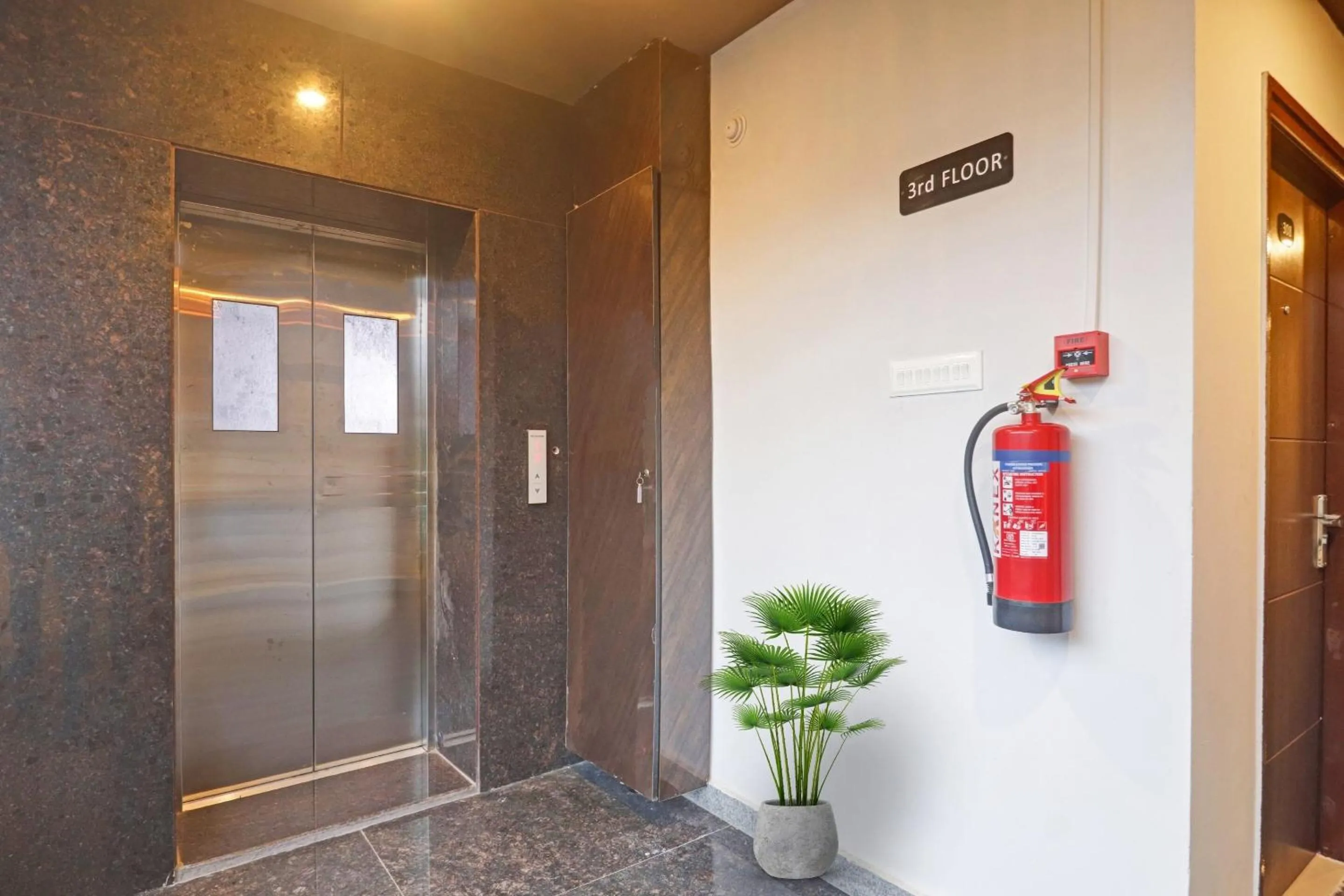 Lobby or reception in Super Townhouse RCC Pristine