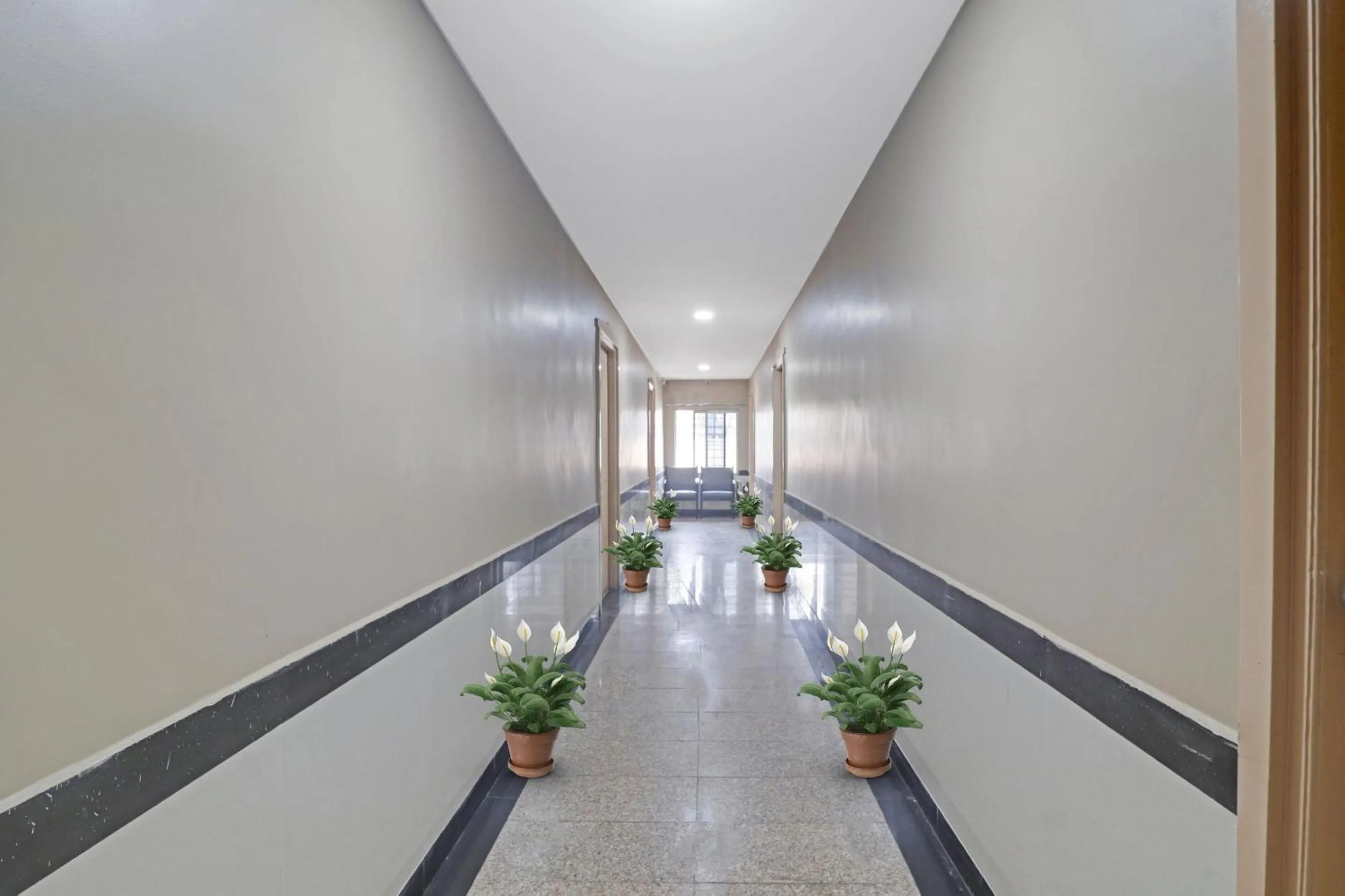 Lobby or reception in Hotel O Padmini Near Lakdikapool Metro Station