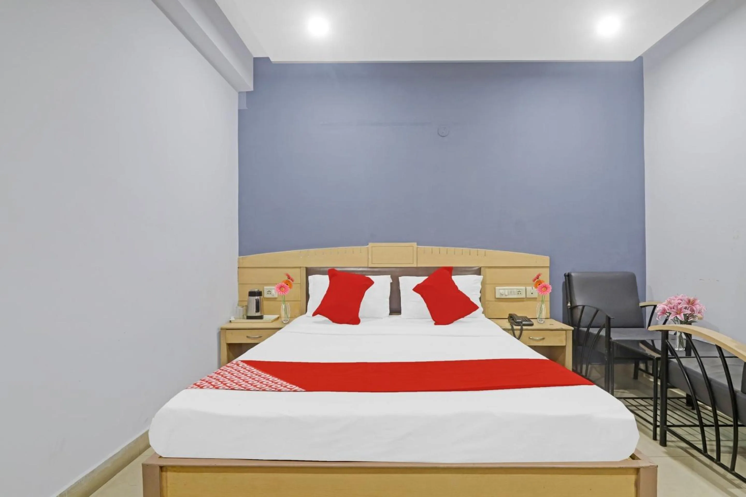 Bedroom, Bed in Hotel O Padmini Near Lakdikapool Metro Station