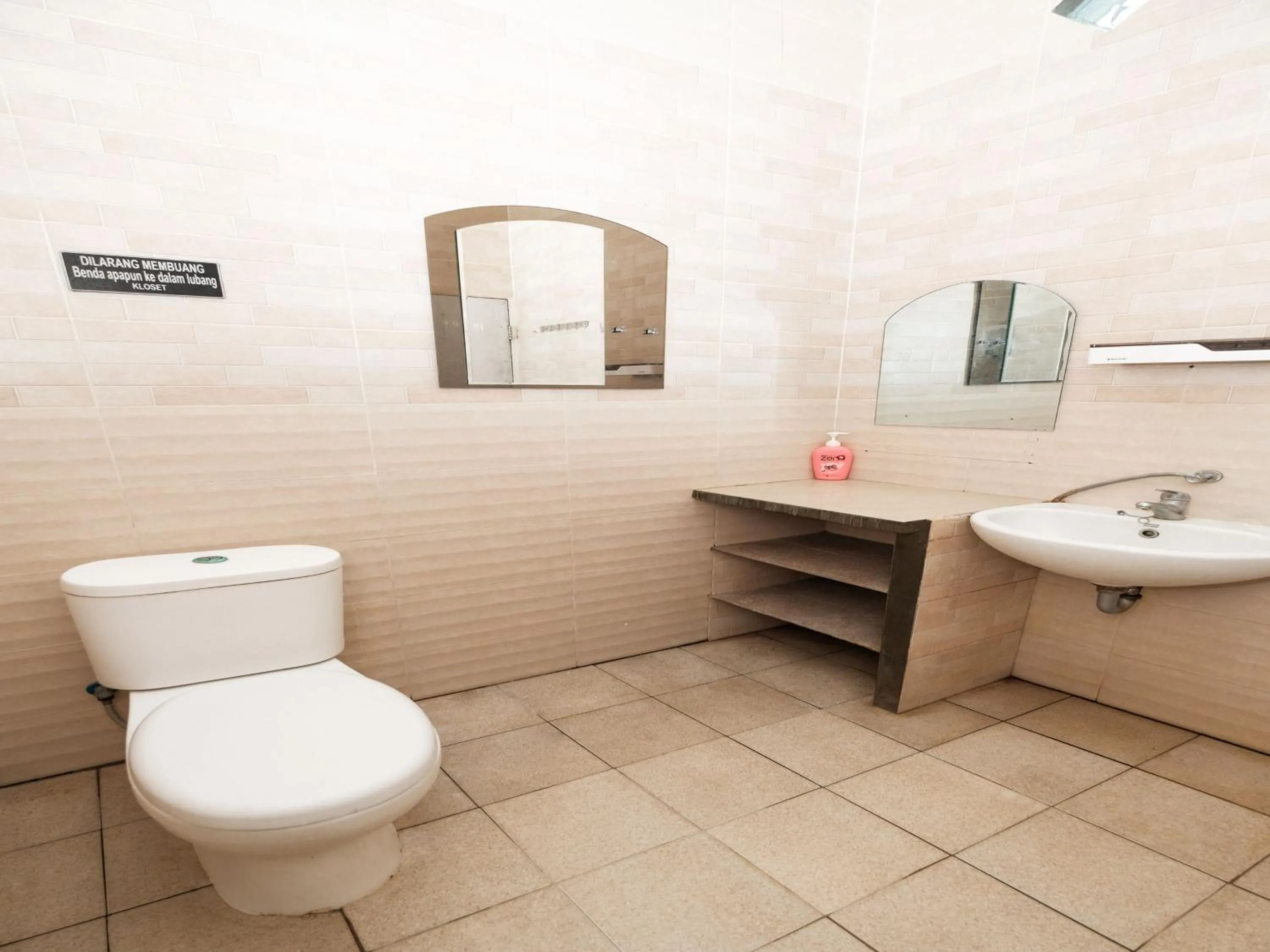 Bathroom in Griya One Family