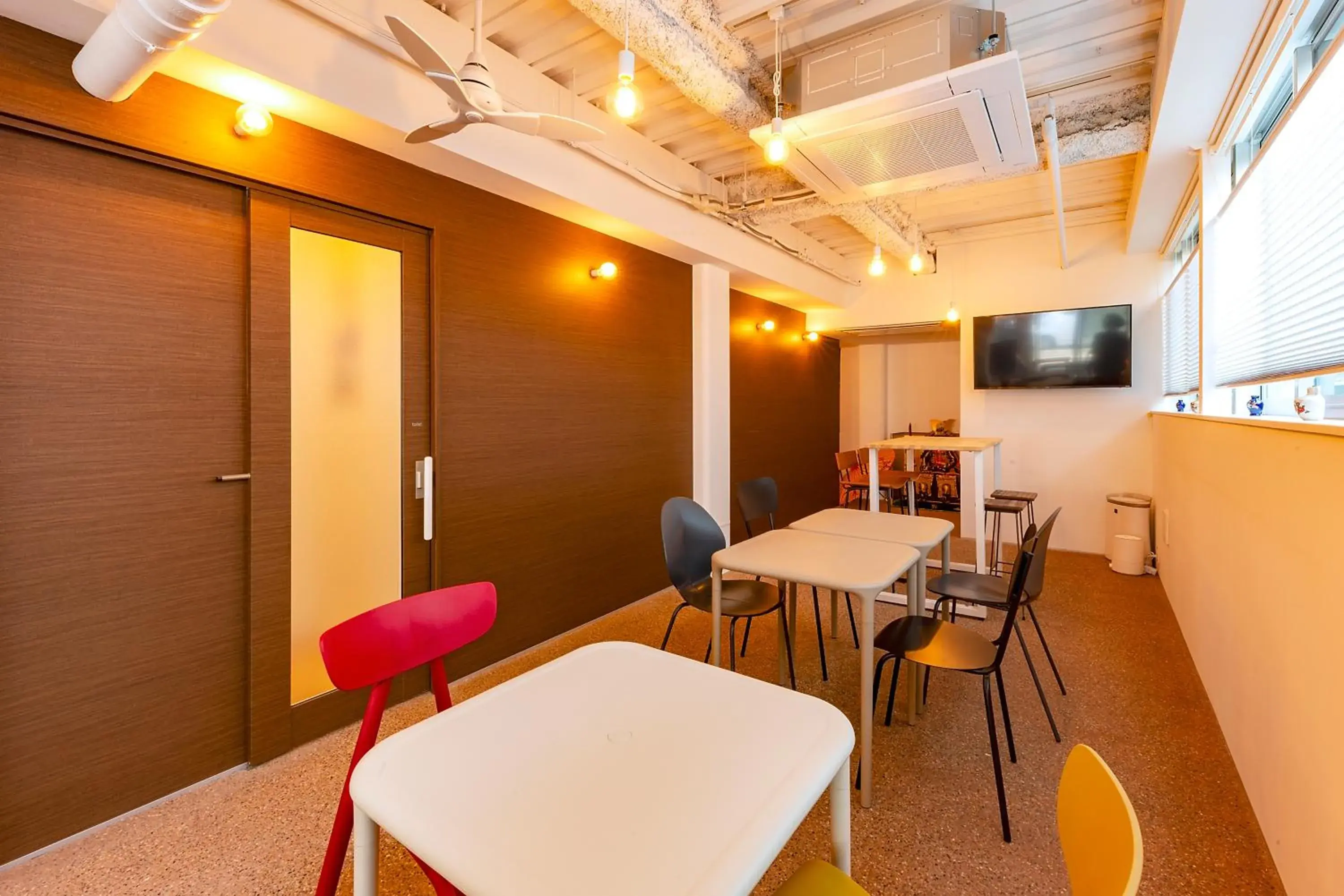 Lobby or reception in plat hostel keikyu kamakura wave Lobby or reception in plat hostel keikyu kamakura wave