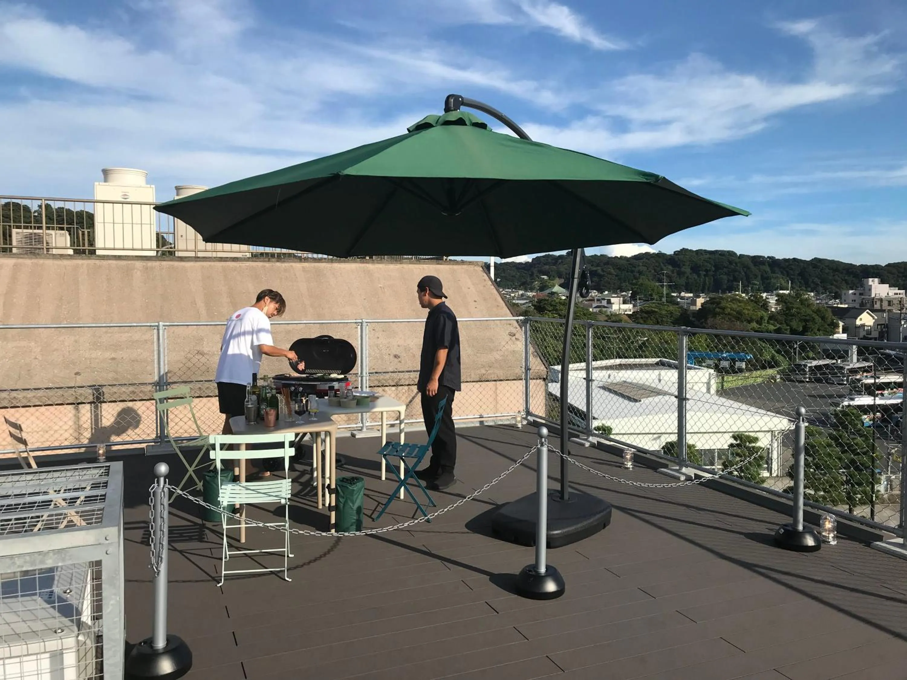 BBQ facilities in plat hostel keikyu kamakura wave