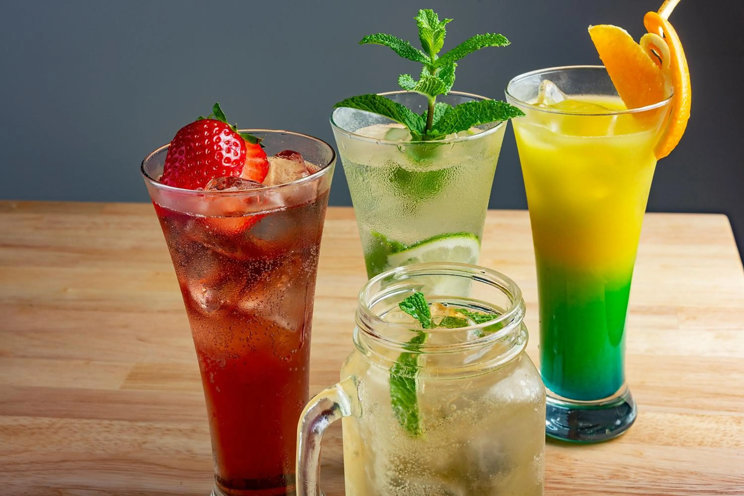 Drinks in plat hostel keikyu kamakura wave