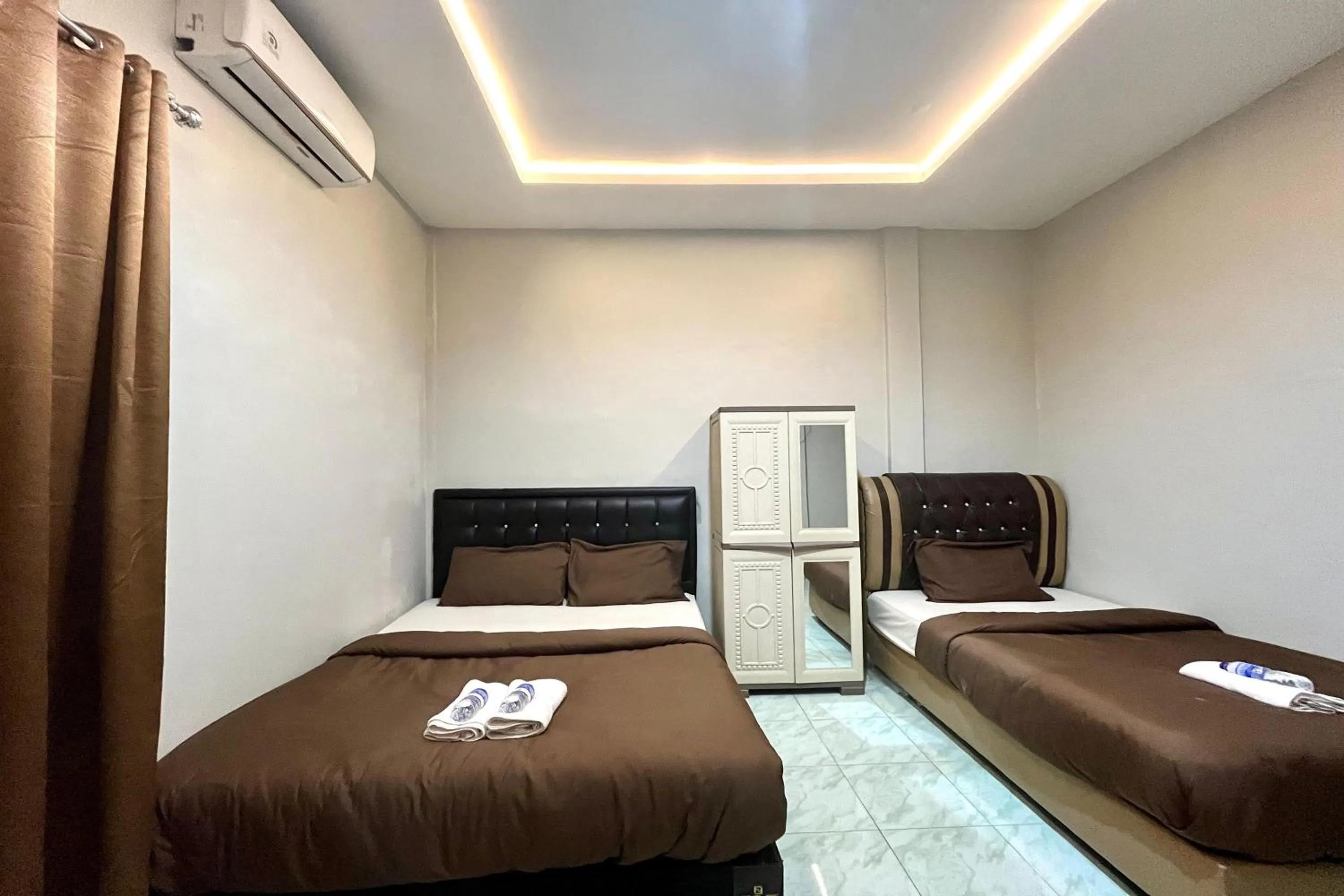 Bedroom, Bed in Gratia Guesthouse Syari'ah