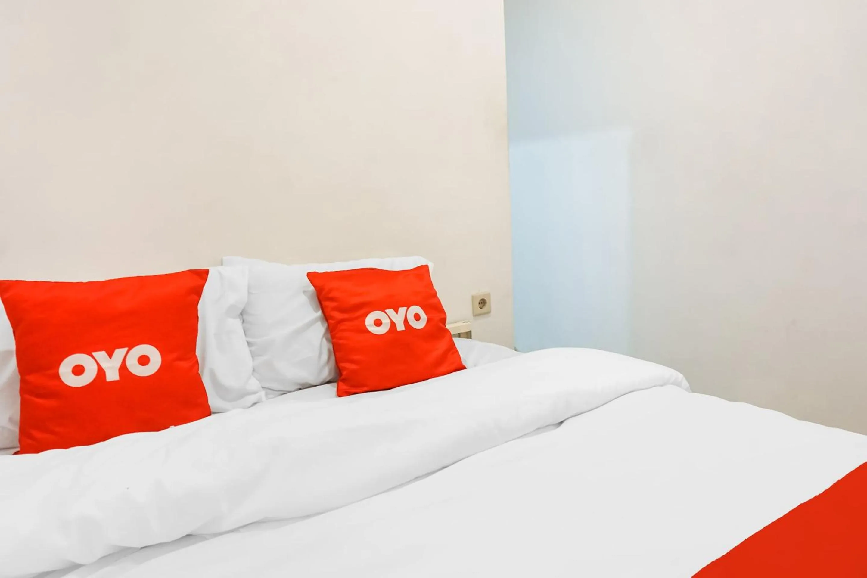 Bedroom in Super OYO 91074 Stariez Senen Syariah