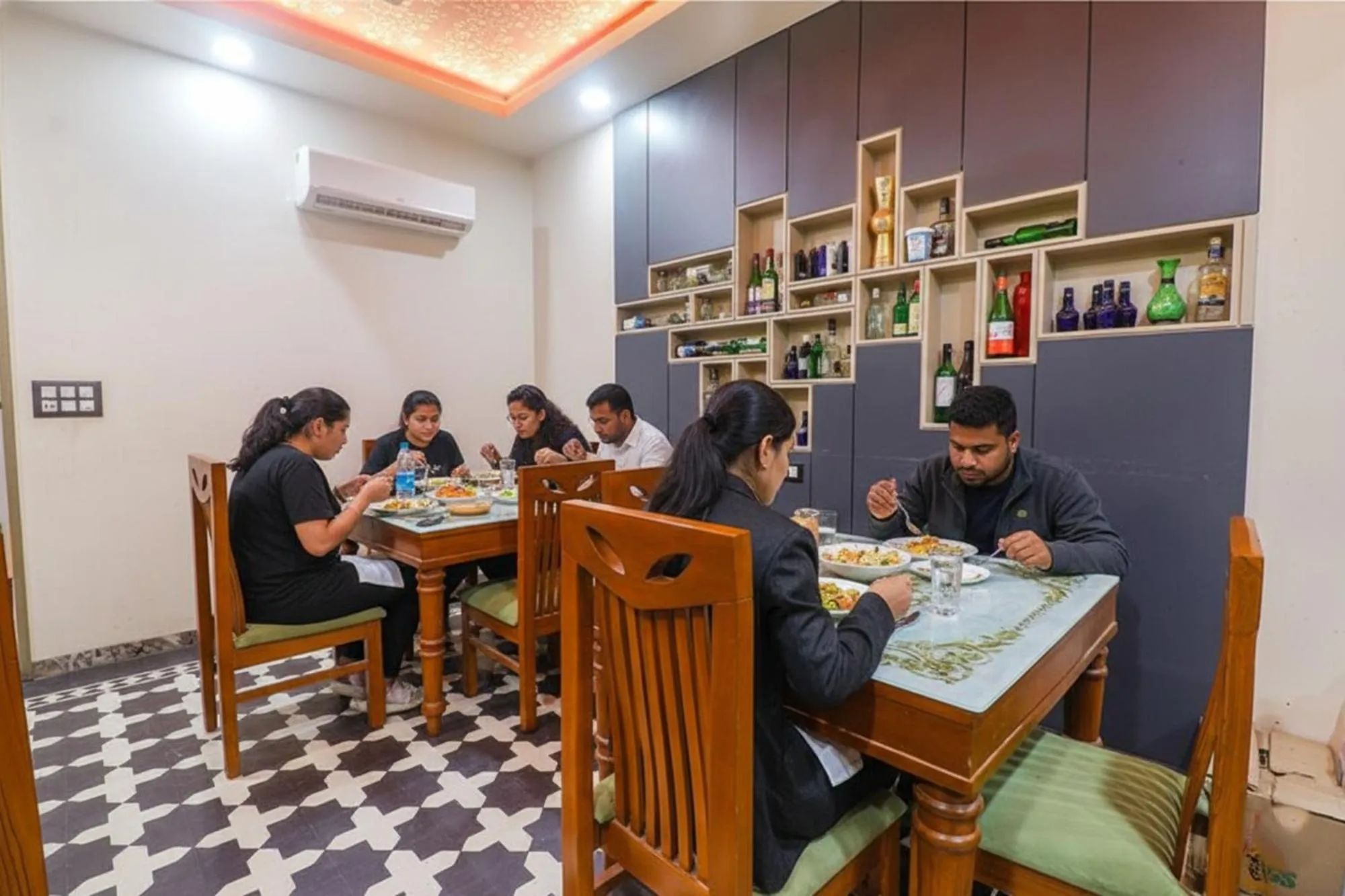 Seating area in Via Be Happy