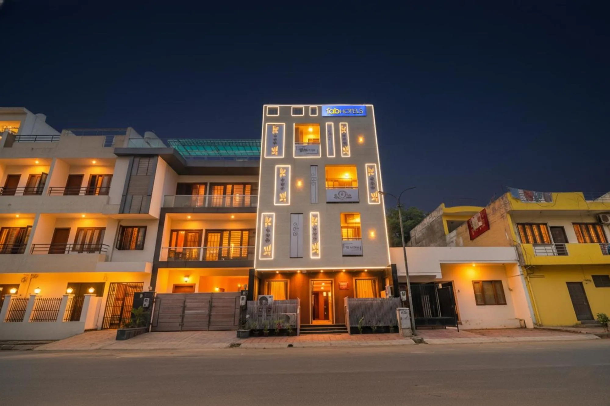 Facade/entrance in Via Be Happy