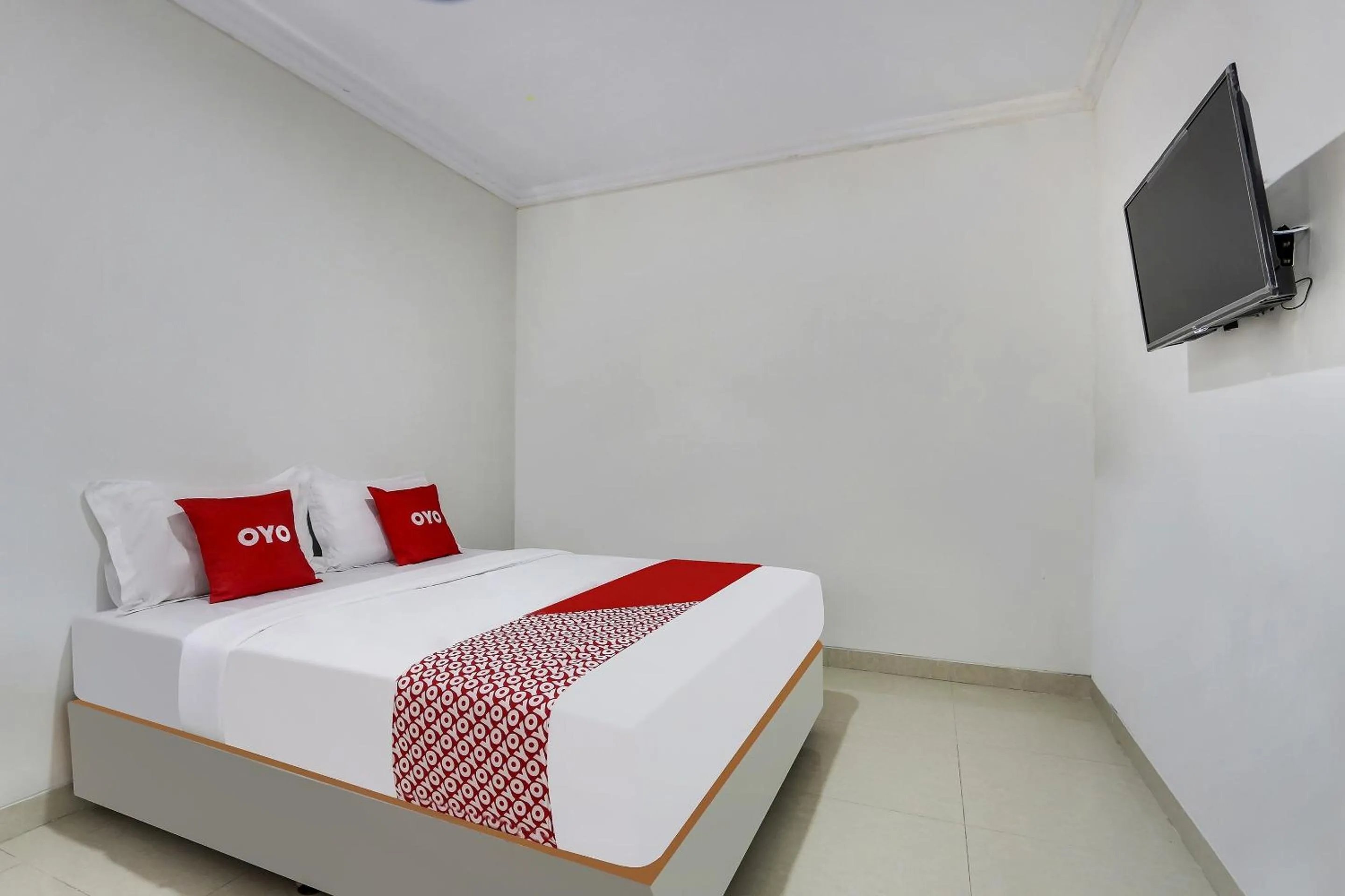 Bedroom, Bed in Hotel O Nathania Exclusive