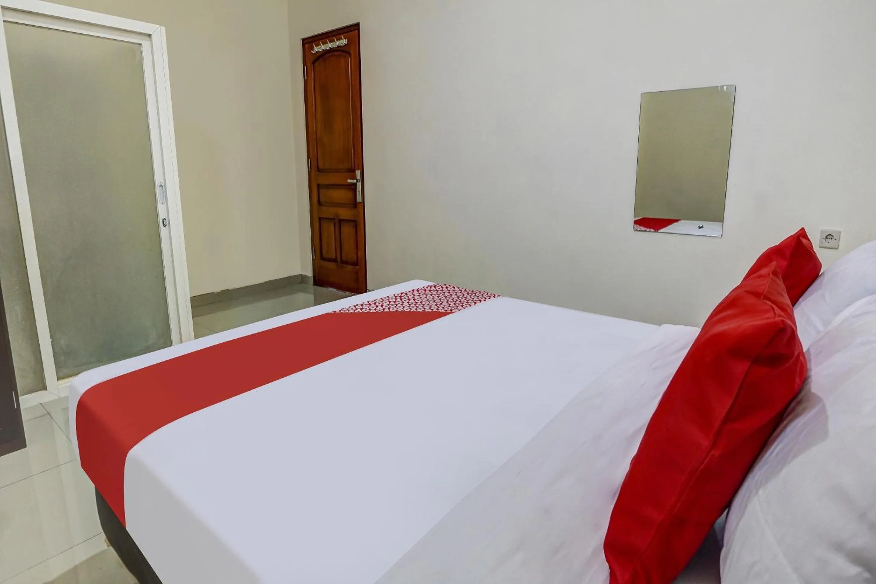 Bedroom, Bed in Hotel O Oke Guest House