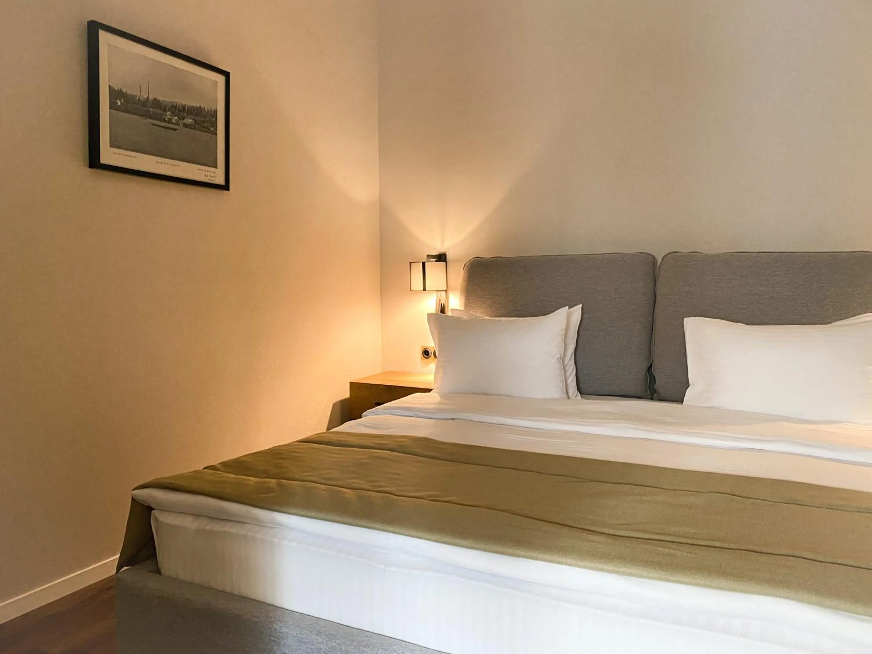 Bed in Golden Horn Apart Hotel