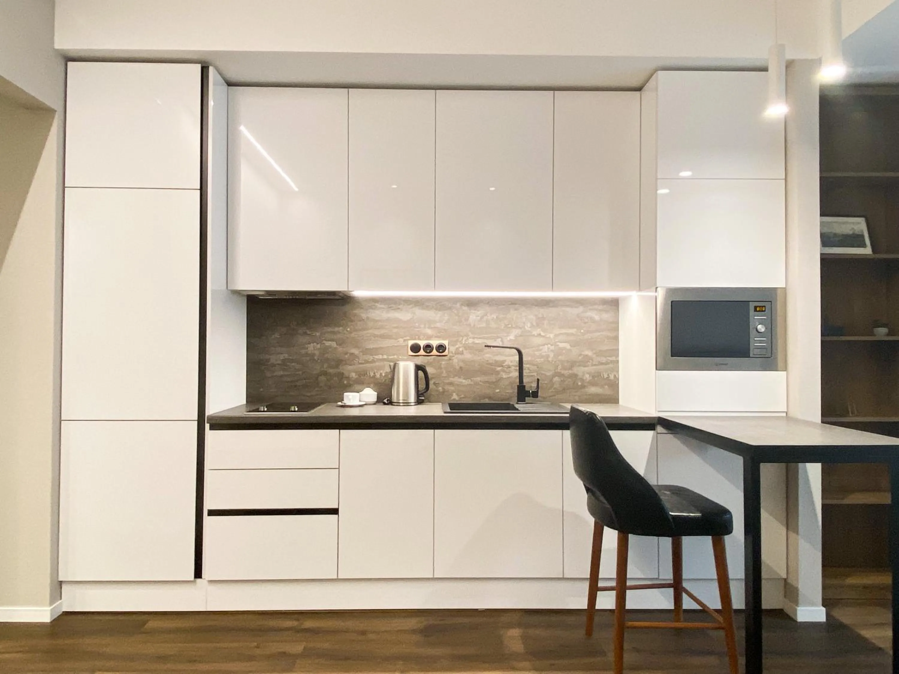 Kitchen or kitchenette in Golden Horn Apart Hotel