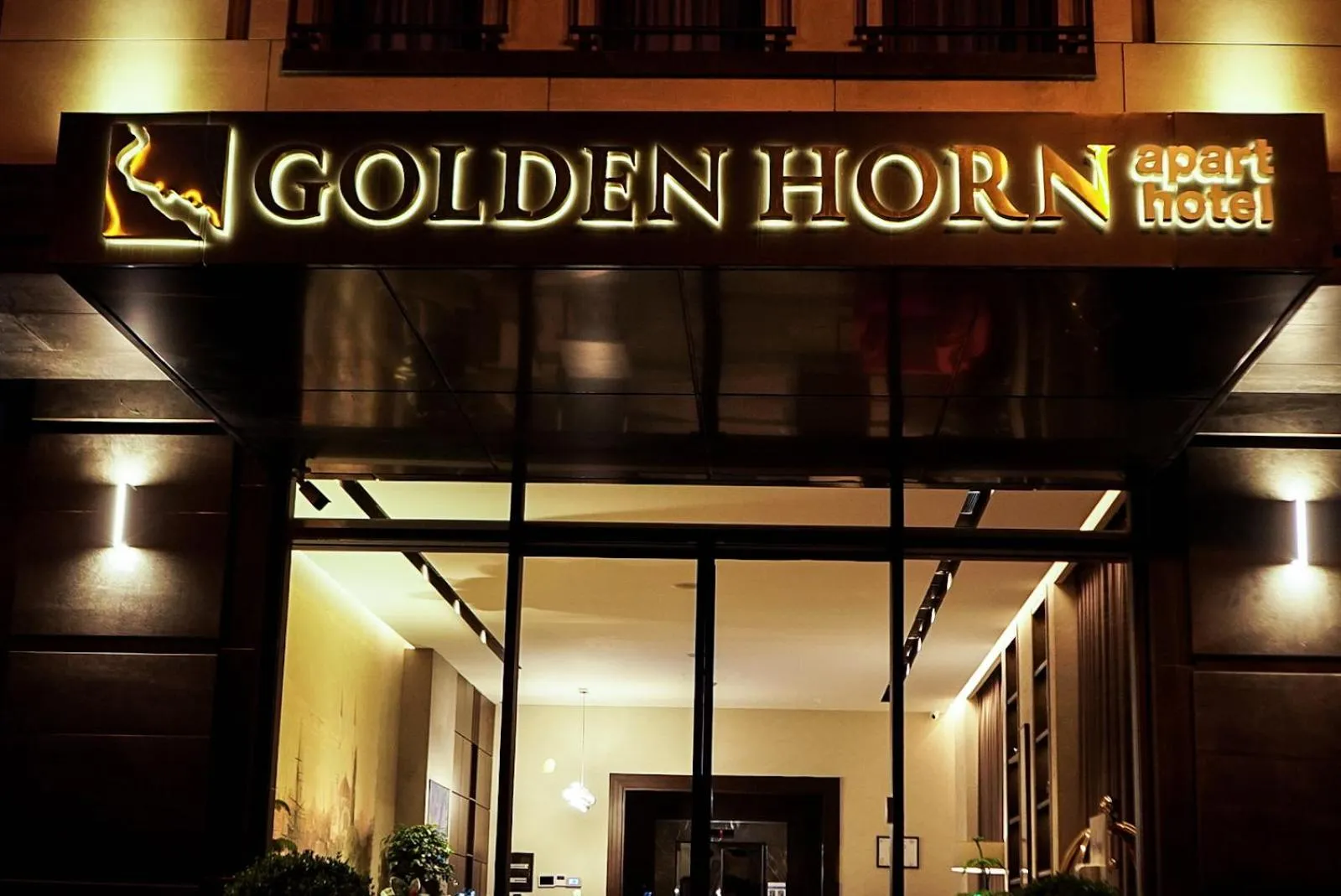 Facade/entrance in Golden Horn Apart Hotel