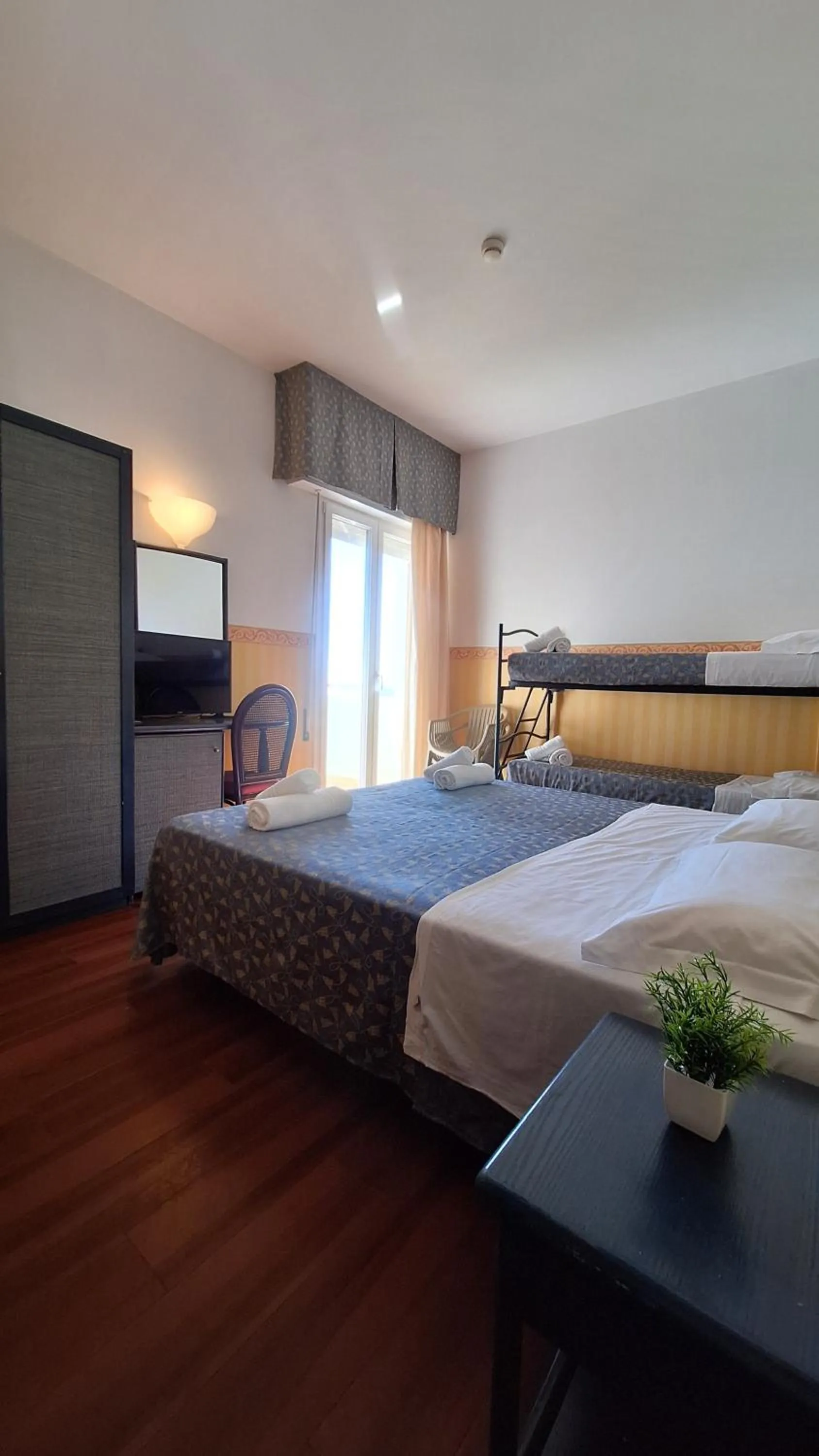 Bed in Hotel Regina Fronte Mare
