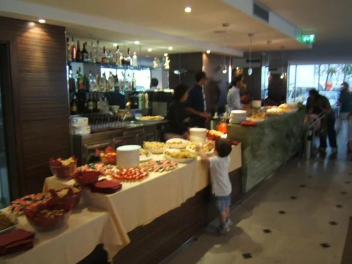 Restaurant/places to eat in Hotel Regina Fronte Mare