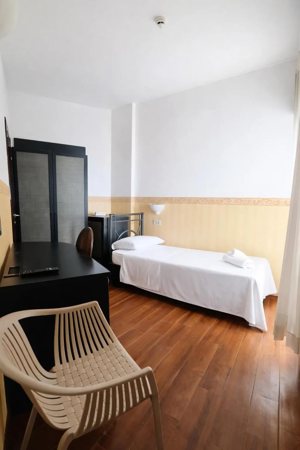 Bed in Hotel Regina Fronte Mare