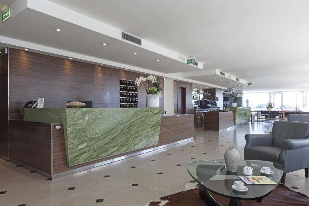 Communal lounge/ TV room in Hotel Regina Fronte Mare