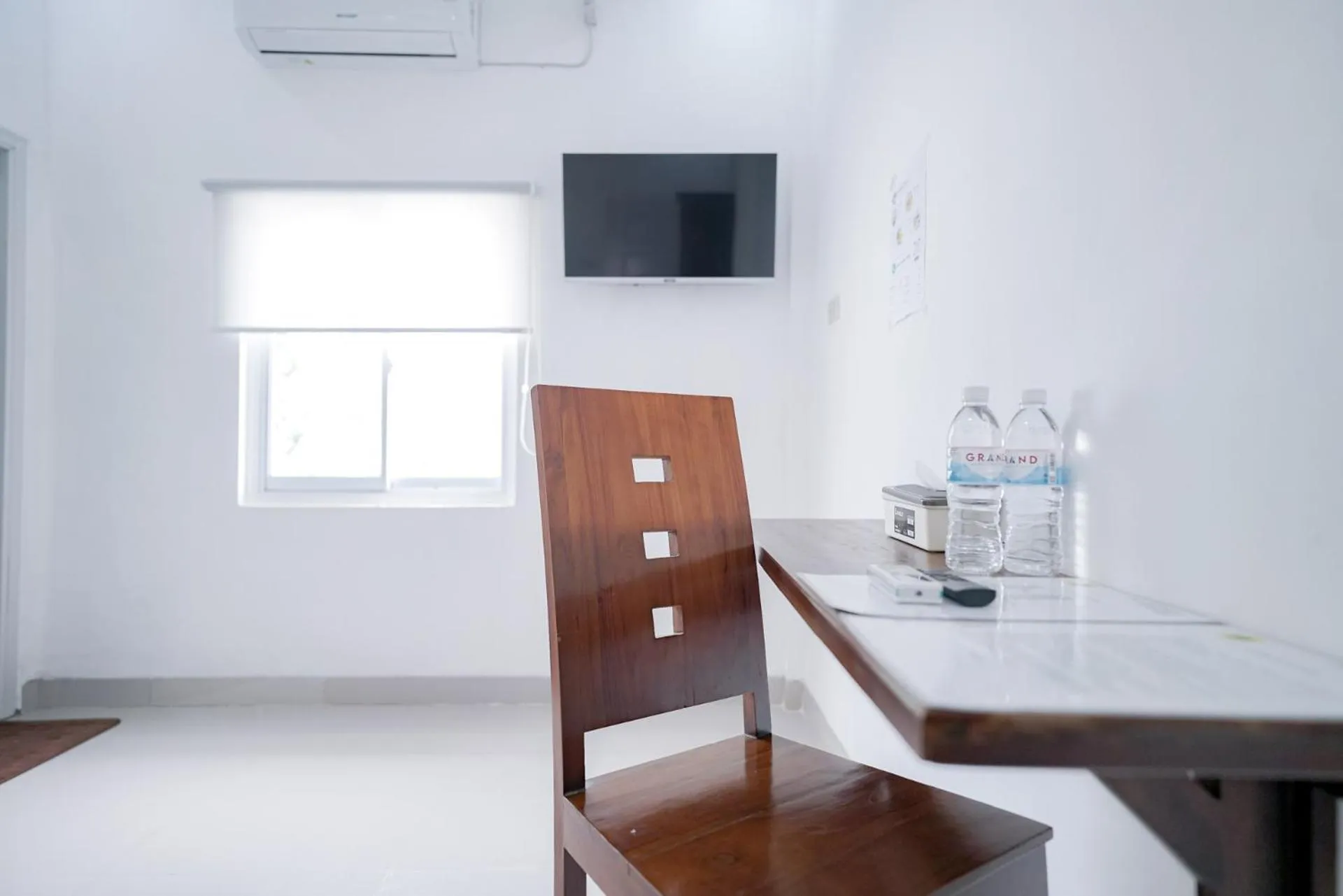 TV and multimedia in Urbanview Hotel Pondok Indah Pringsewu By RedDoorz