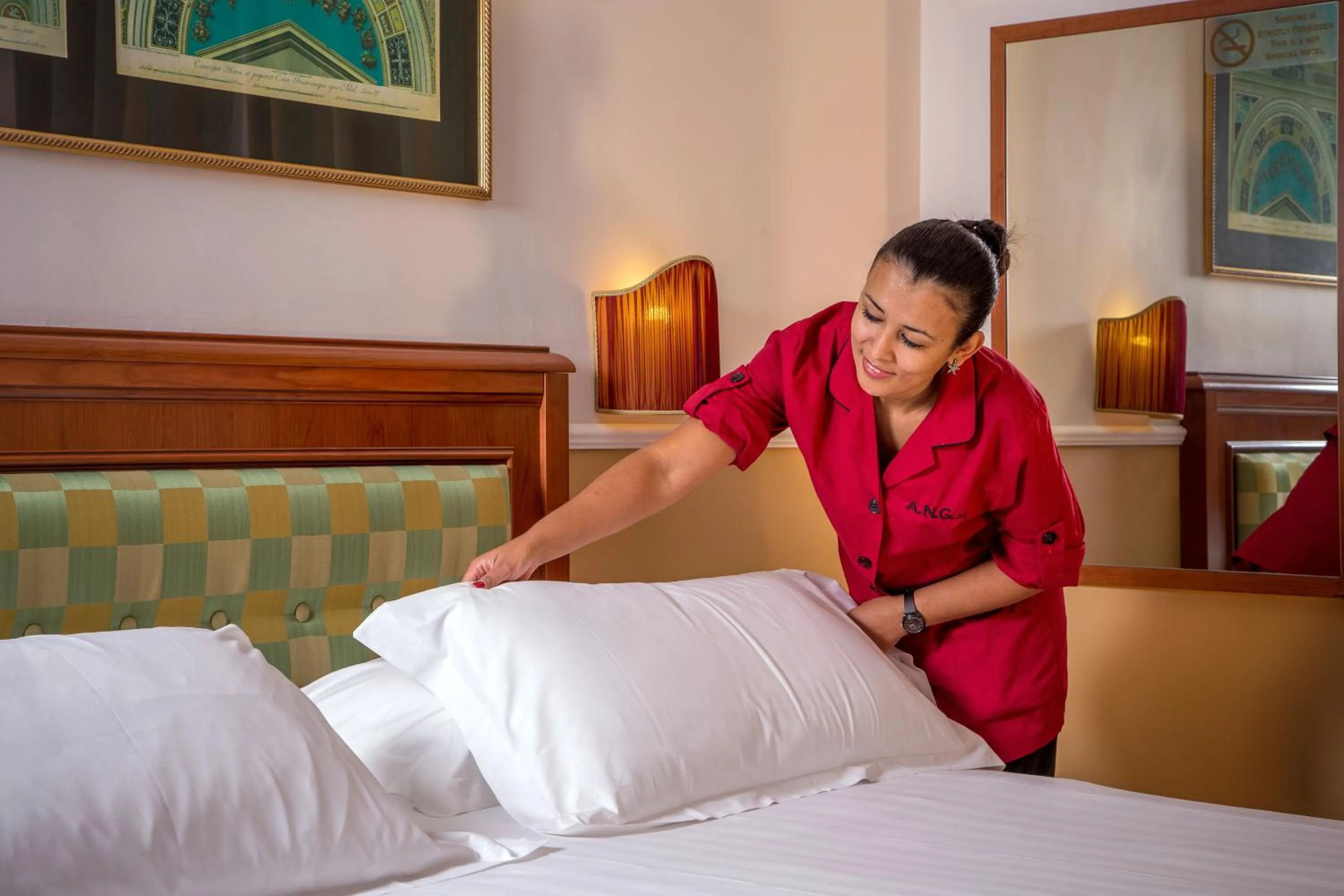 Decorative detail, Bed in Hotel Milton Roma