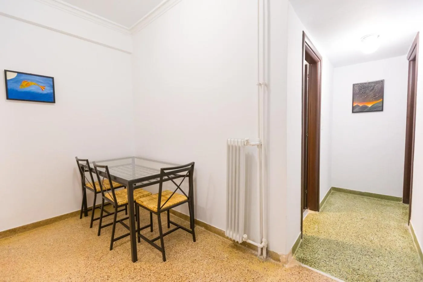 Dining area in Apartment at Metaxourgio 1 bed 2 pers by MPS
