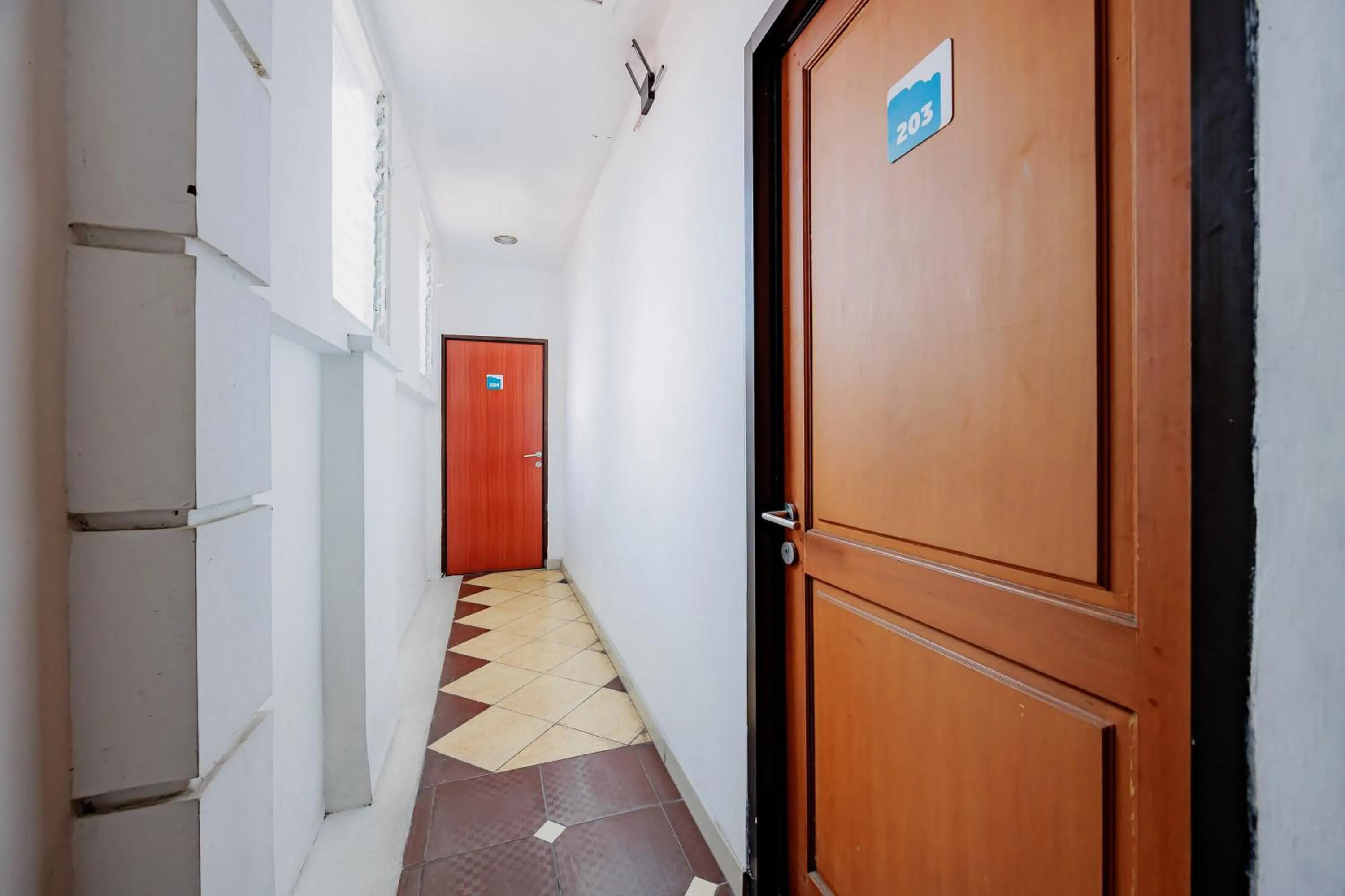 Property building in RedDoorz at Hotel Artama Pandanaran Semarang