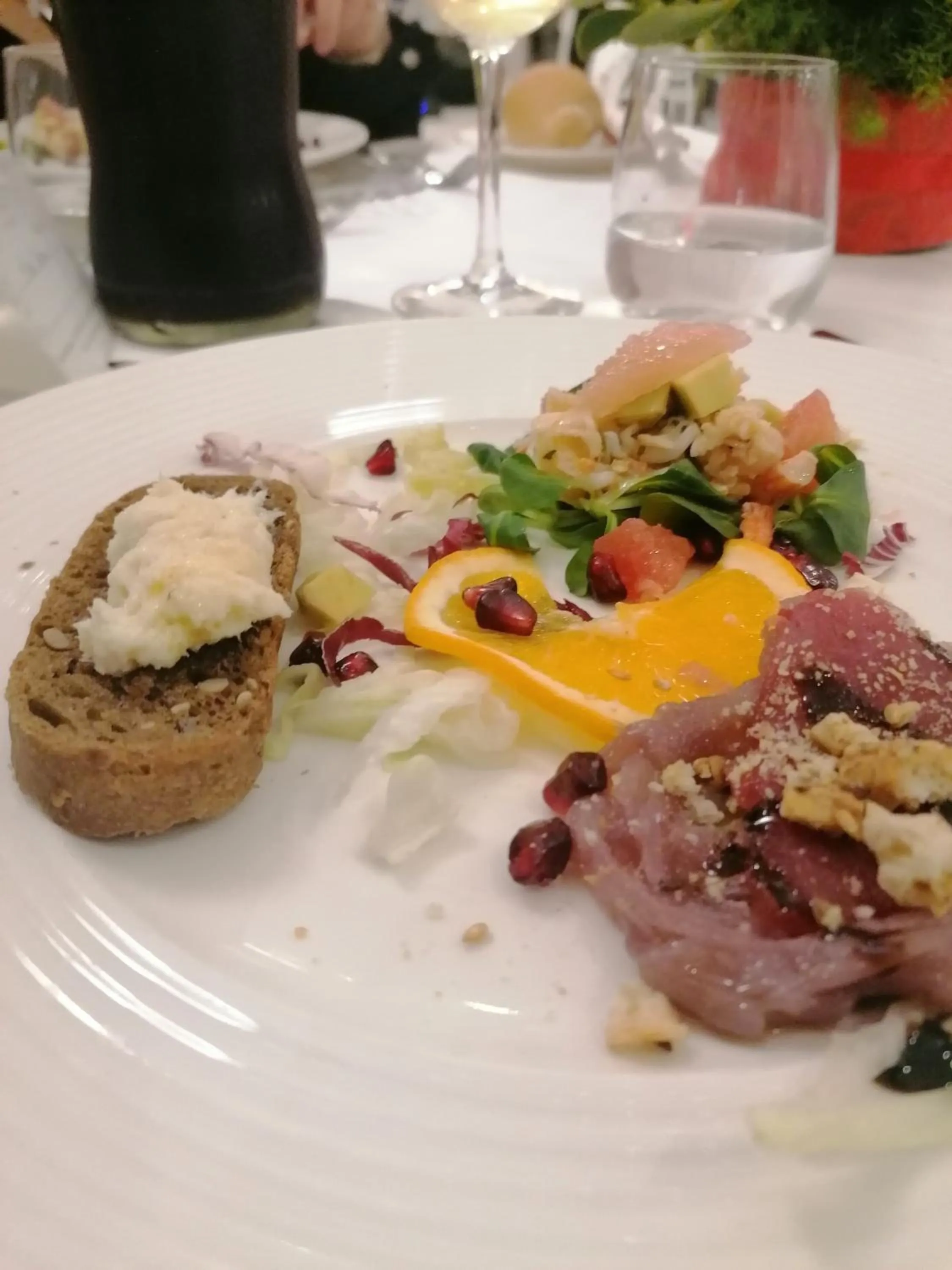 Food and drinks in Hotel Il Gabbiano Beach