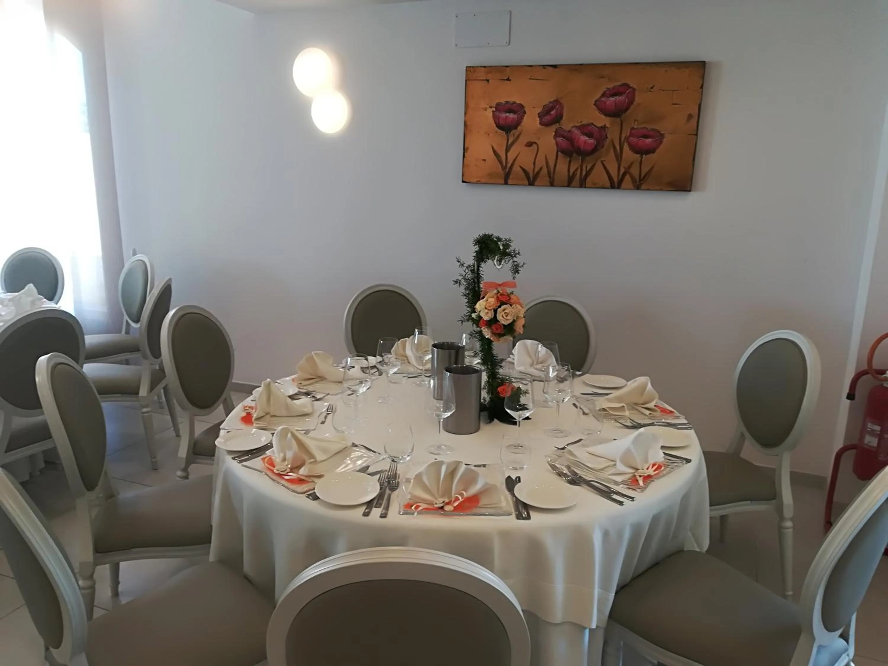 Restaurant/places to eat in Hotel Il Gabbiano Beach