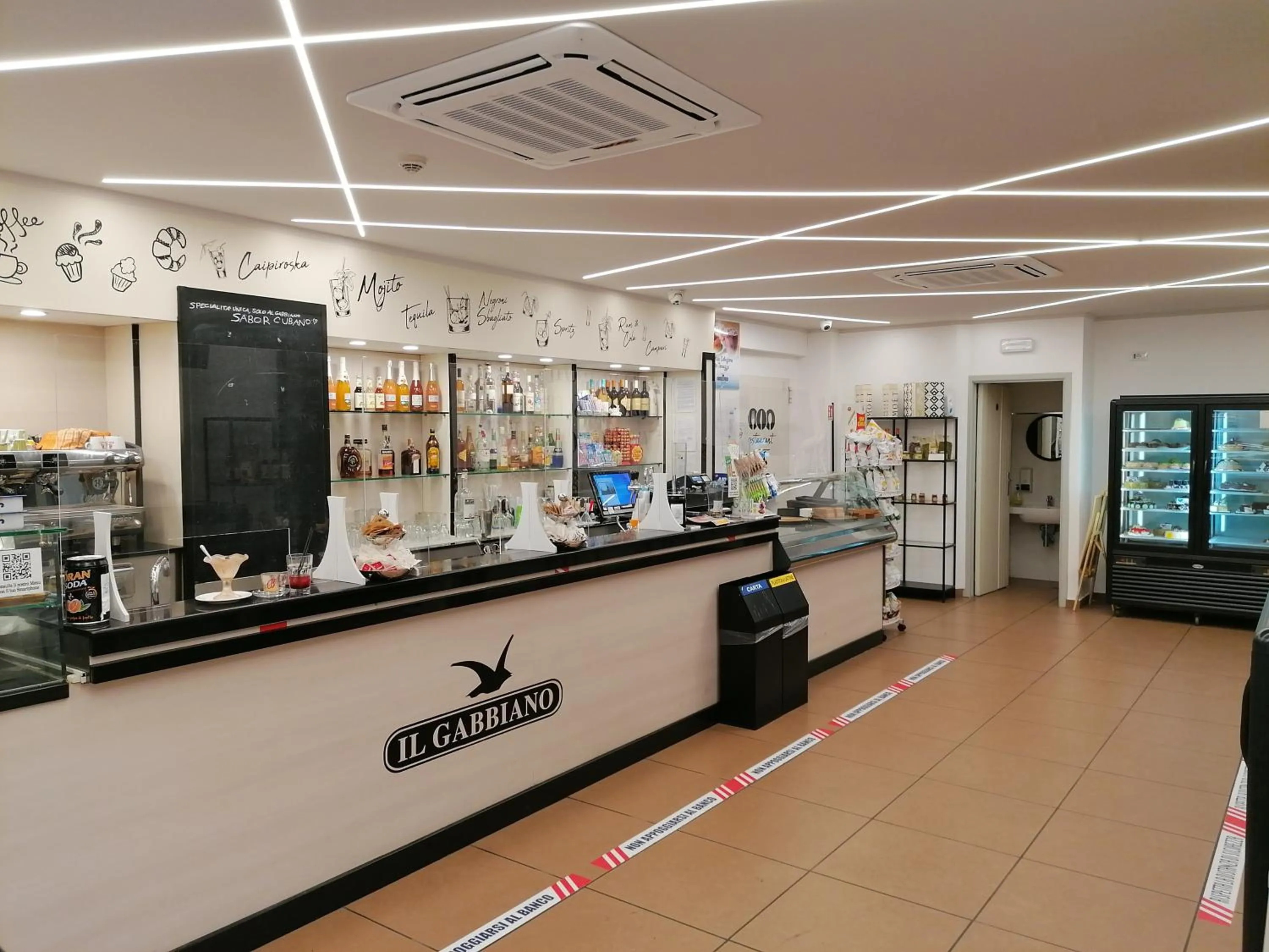 Lounge or bar in Hotel Il Gabbiano Beach