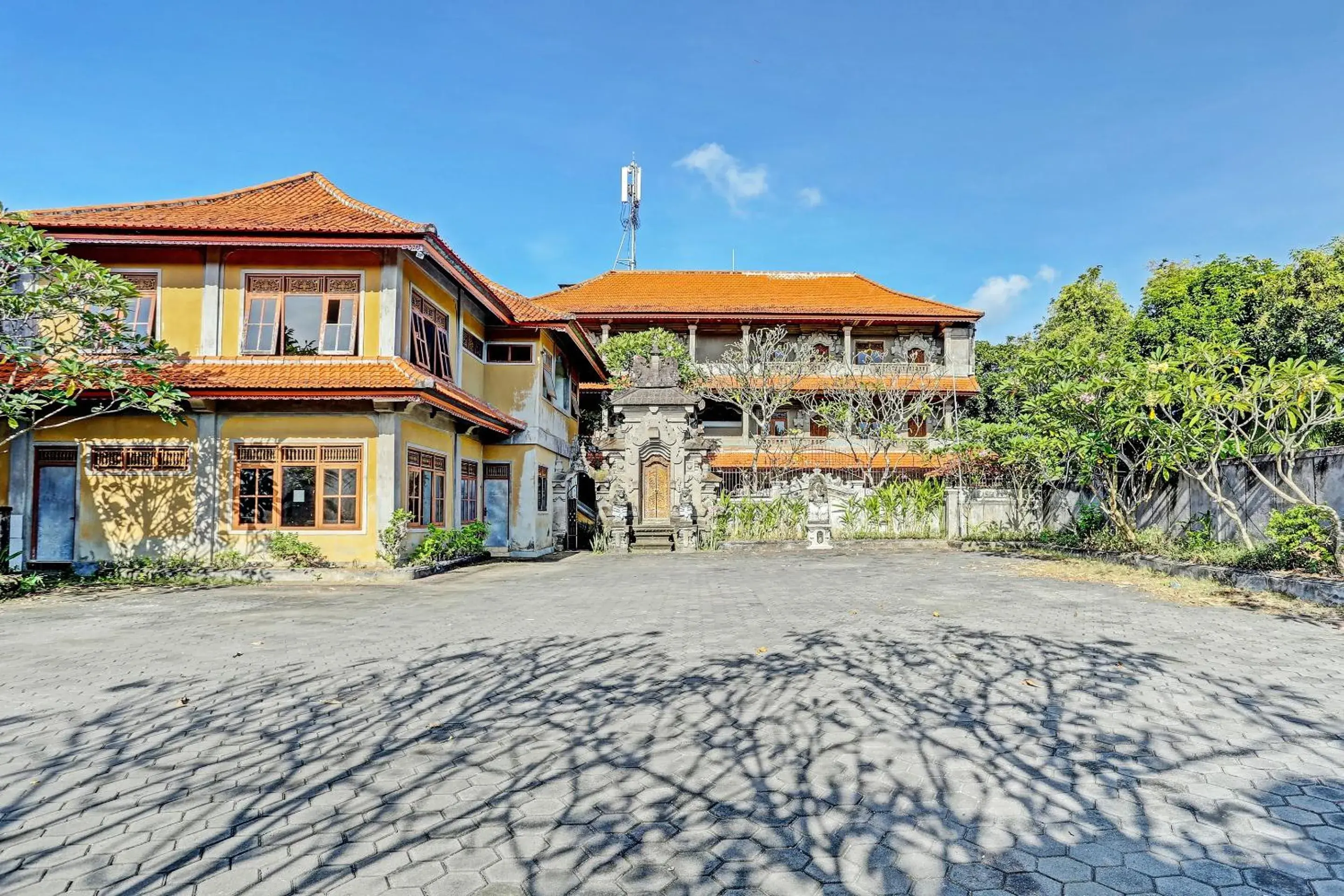 Facade/entrance in OYO Collection O 91125 Puri Dewa Bharata Facade/entrance in OYO Collection O 91125 Puri Dewa Bharata