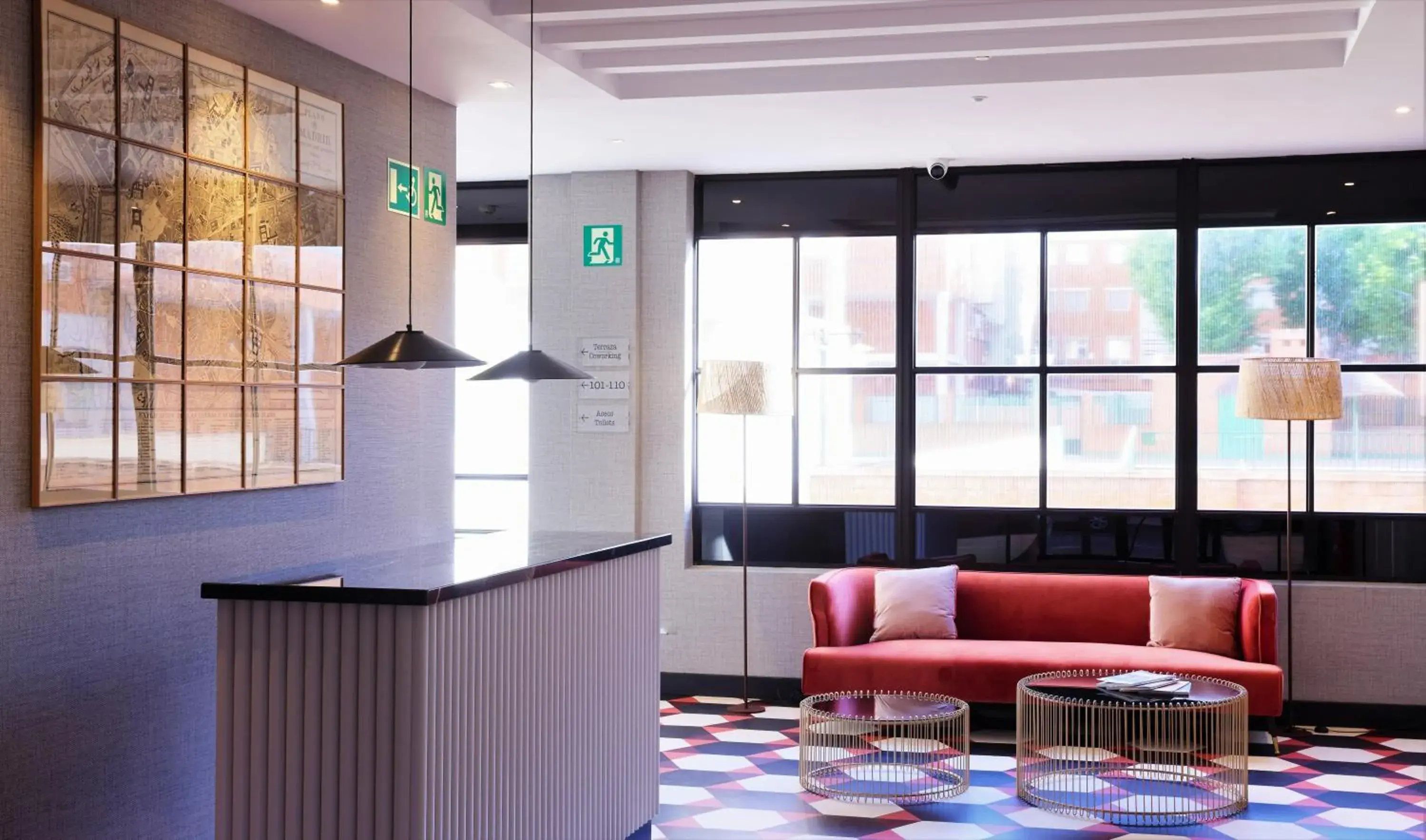 Lobby or reception in THE APARTMENT by assethoteles Lobby or reception in THE APARTMENT by assethoteles