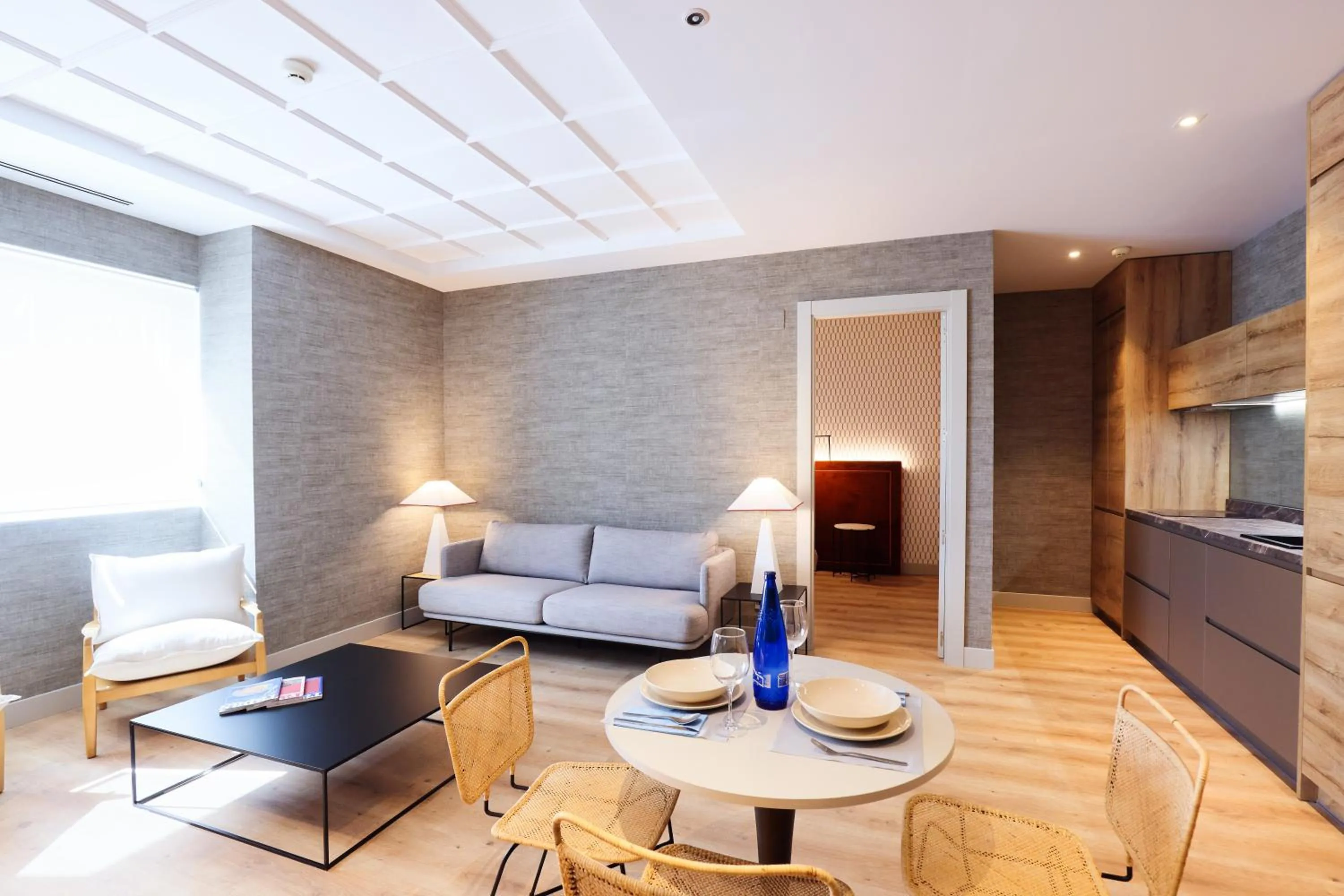 Living room in THE APARTMENT by assethoteles