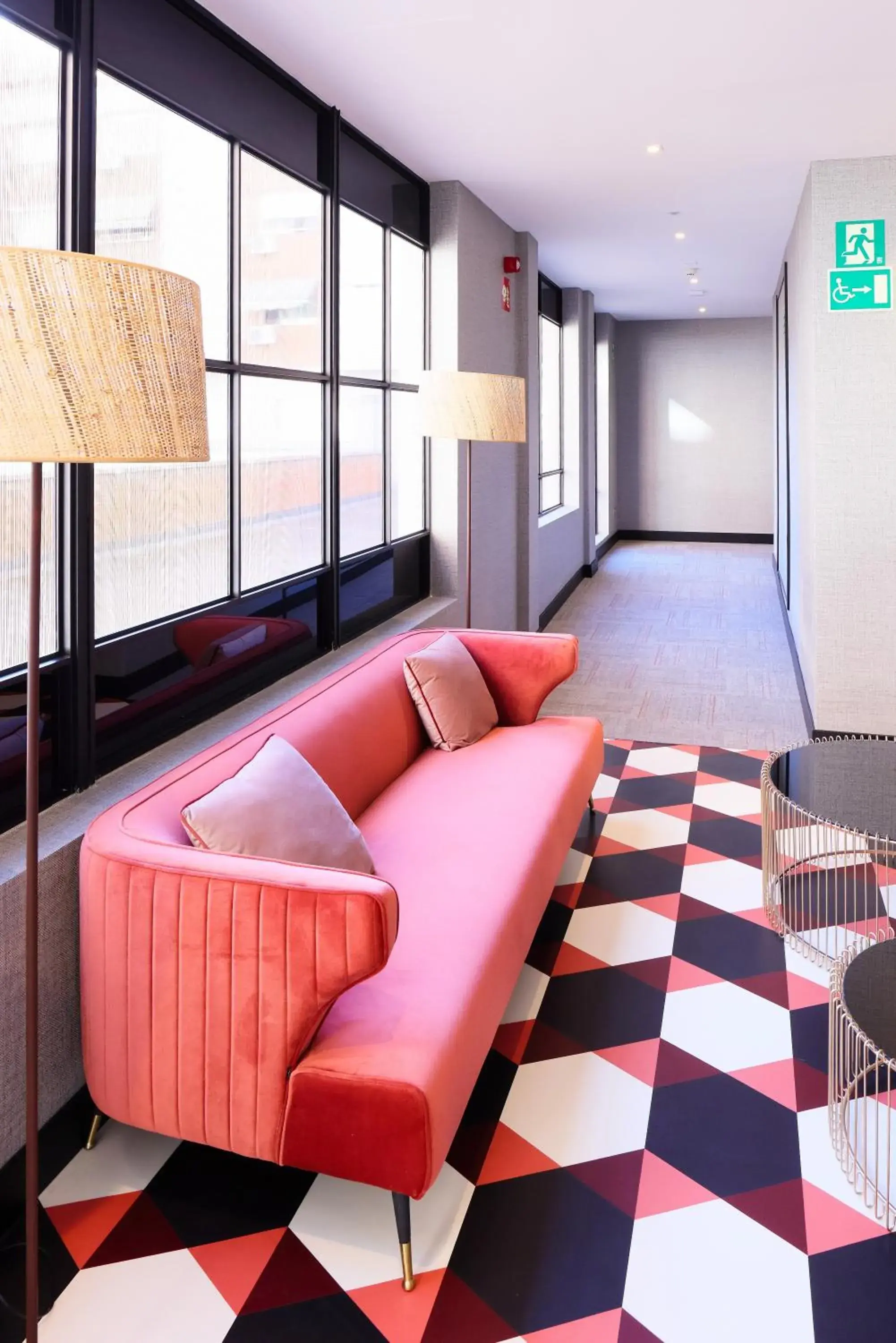 Lobby or reception in THE APARTMENT by assethoteles Lobby or reception in THE APARTMENT by assethoteles